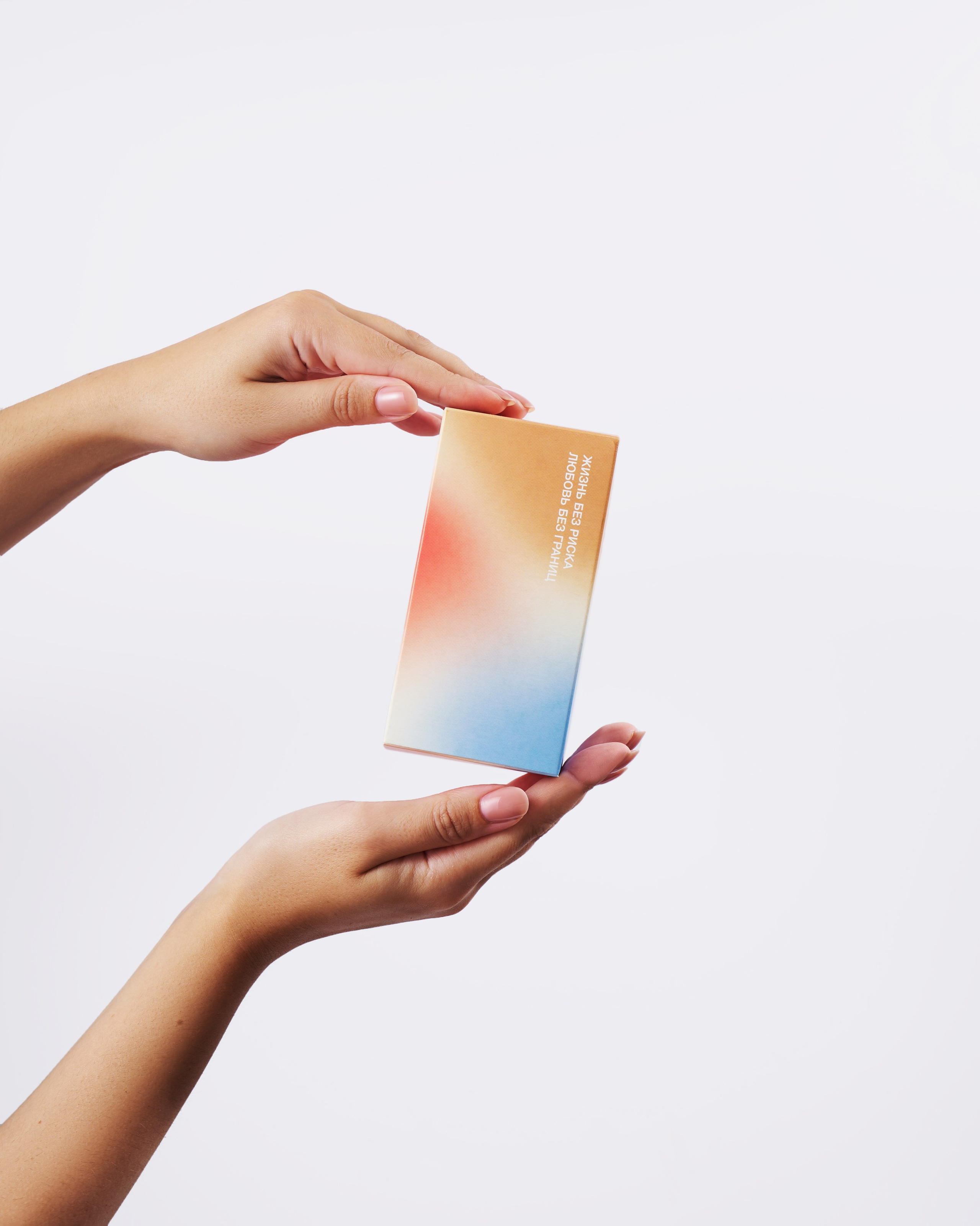 Unilatex. Предметный фотограф в Москве Софья Боргардт