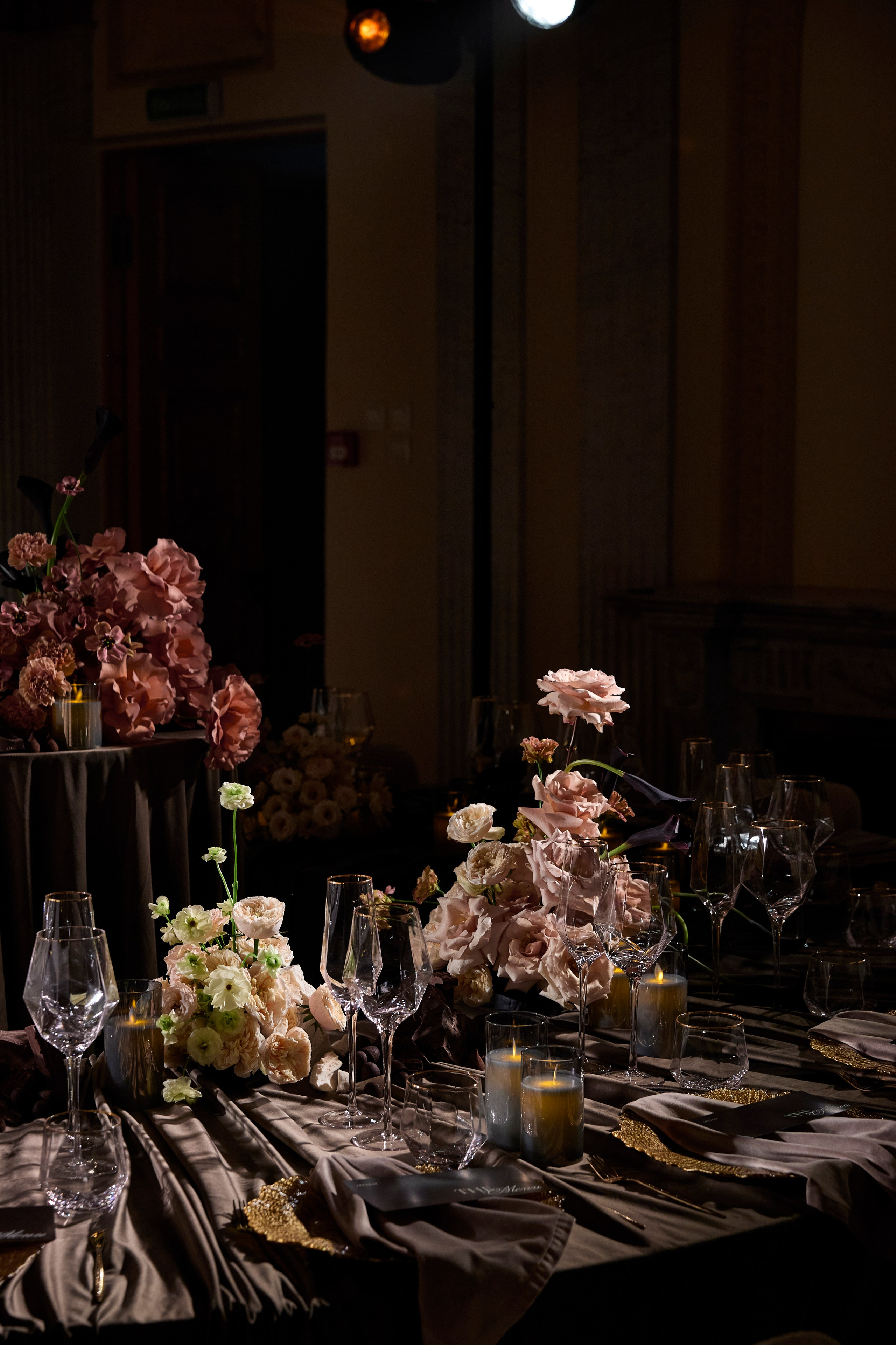 Особняк Ермолинского. Свадебный фотограф Анастасия Казакова