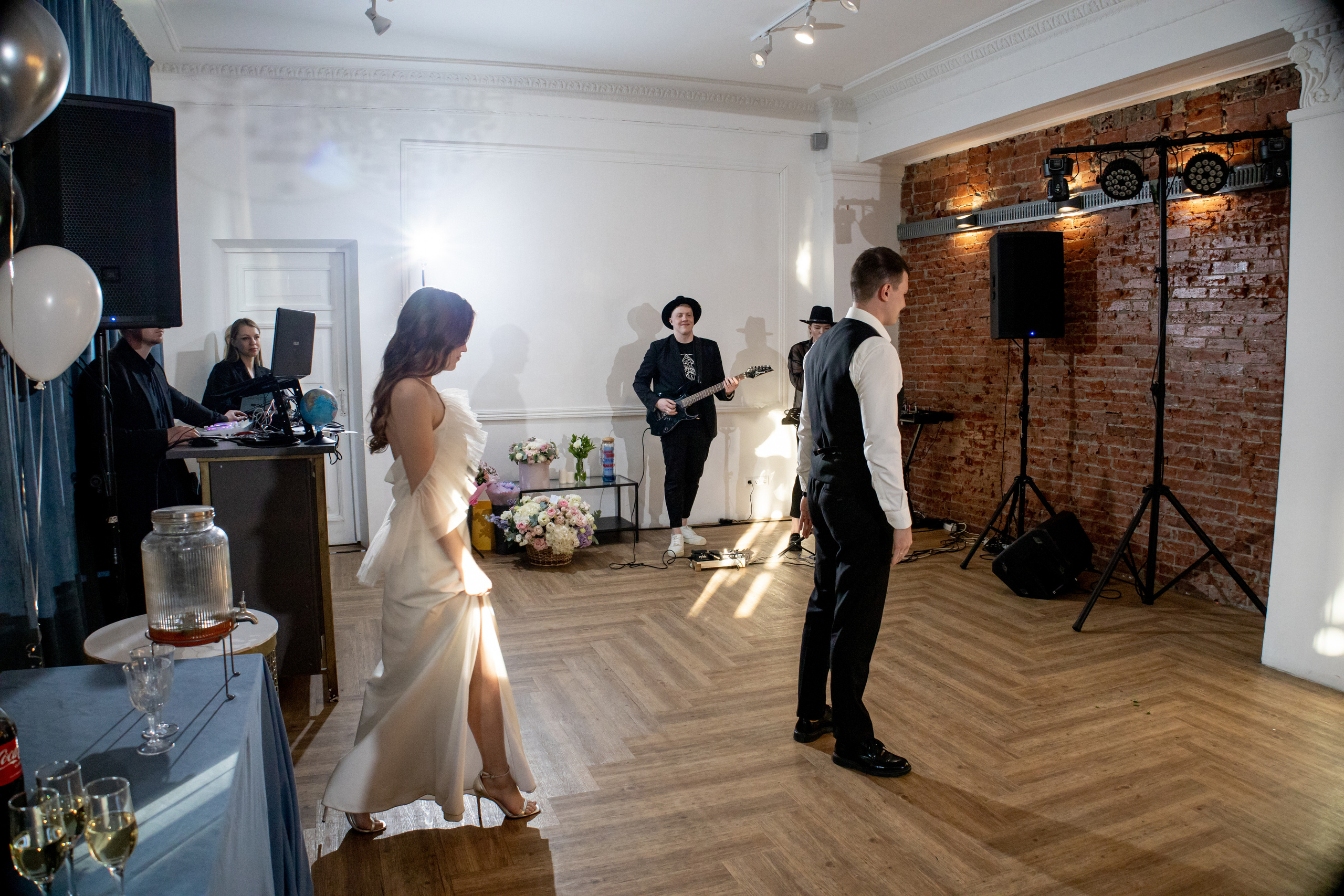 Кирилл и Кристина. Свадебный и семейный фотограф Екатеринбург