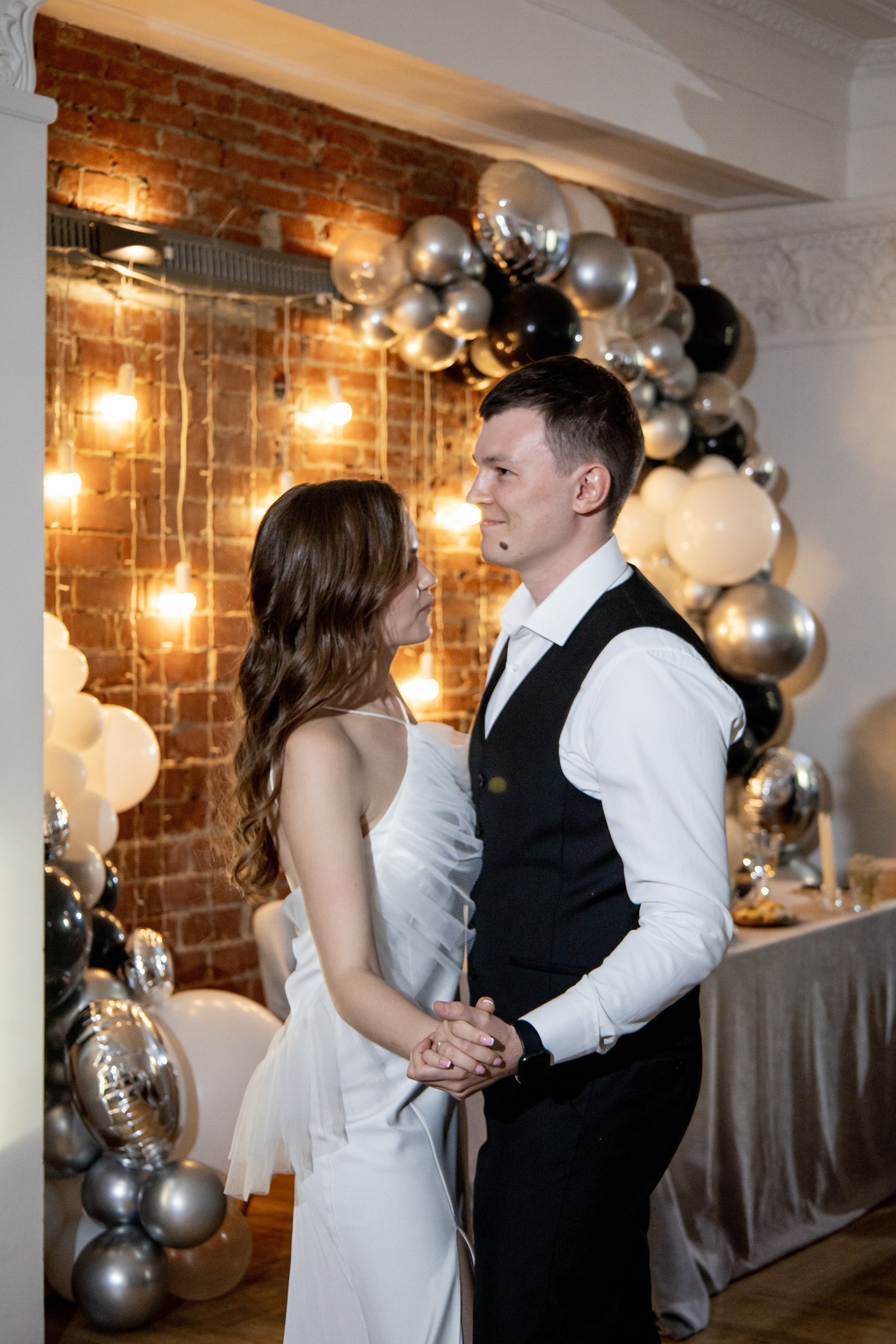 Кирилл и Кристина. Свадебный и семейный фотограф Екатеринбург