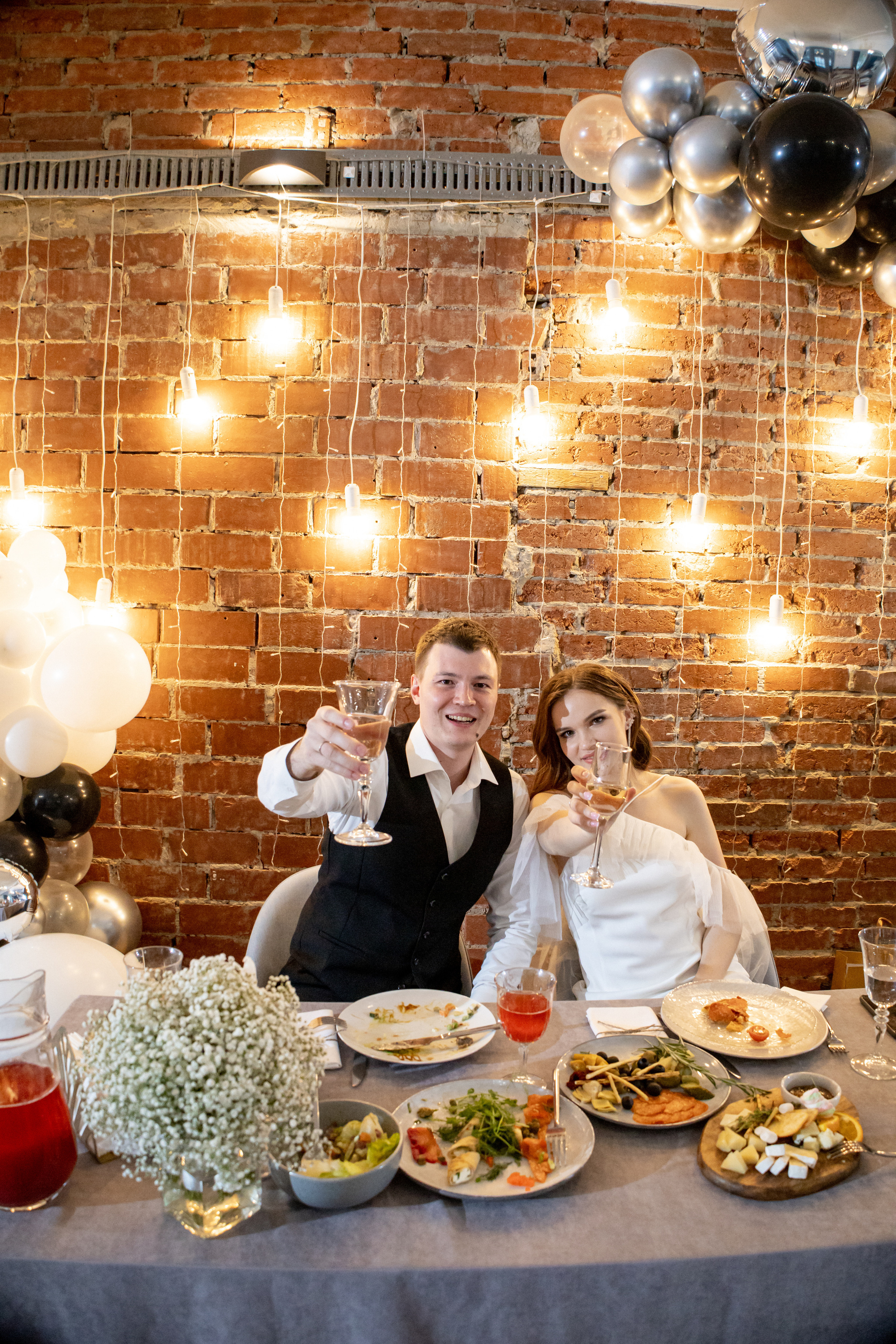 Кирилл и Кристина. Свадебный и семейный фотограф Екатеринбург