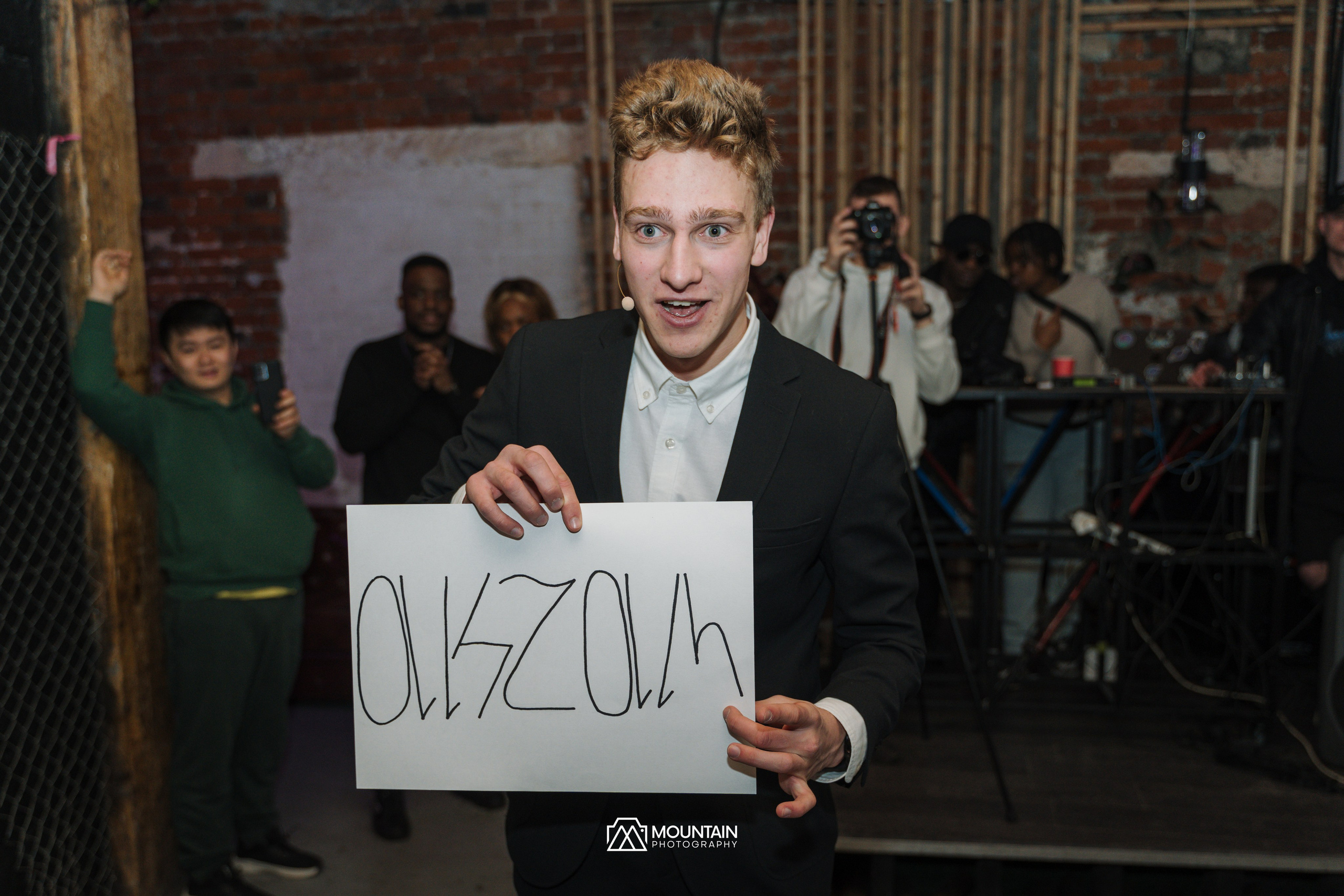 El Natic Album presntation. Я занимаюсь событийной, свадебной, товарной, студийной… фотографией