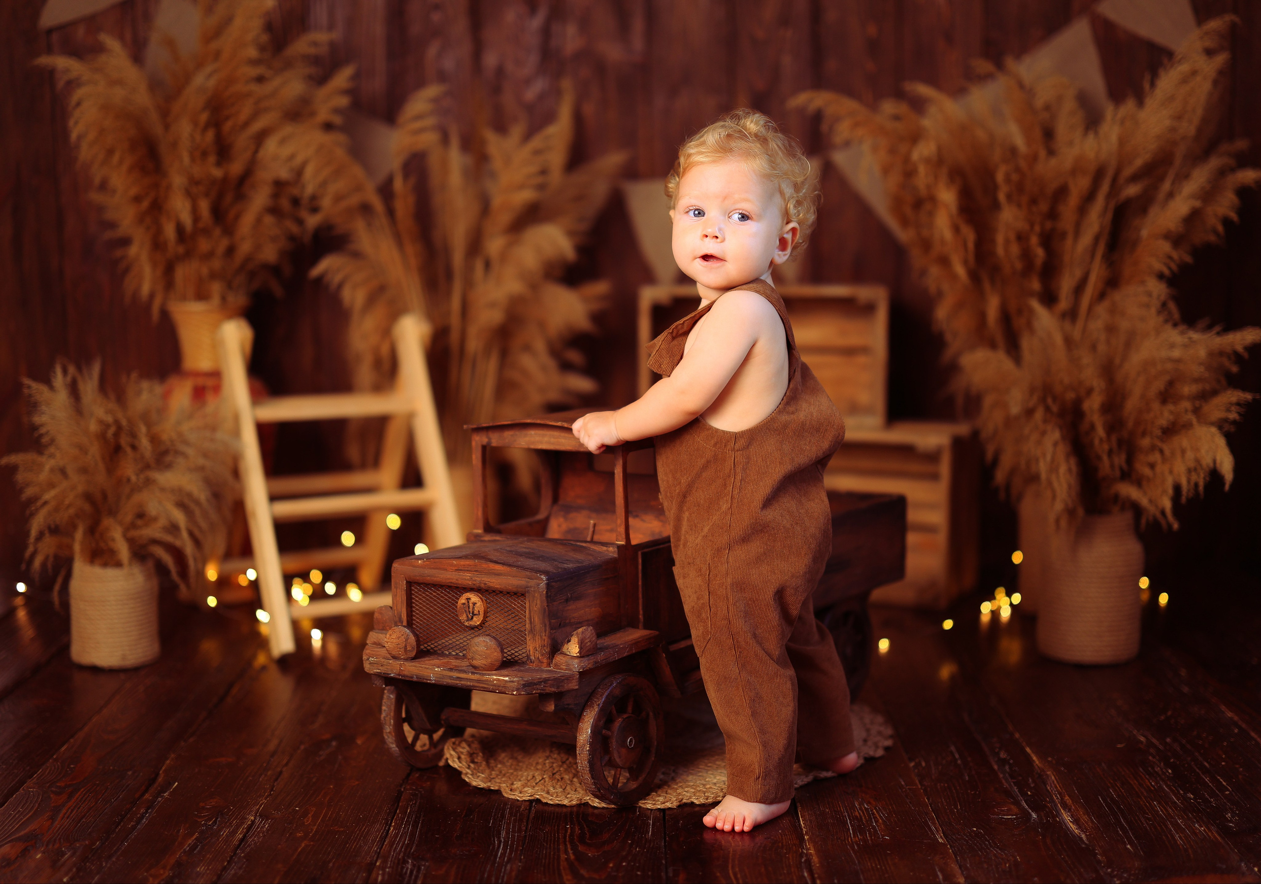 Мальчишки Антураж