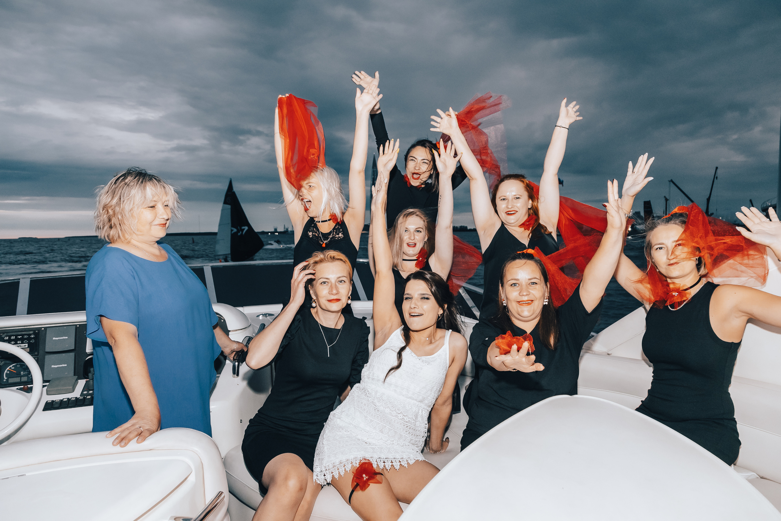 Девичник. Главная