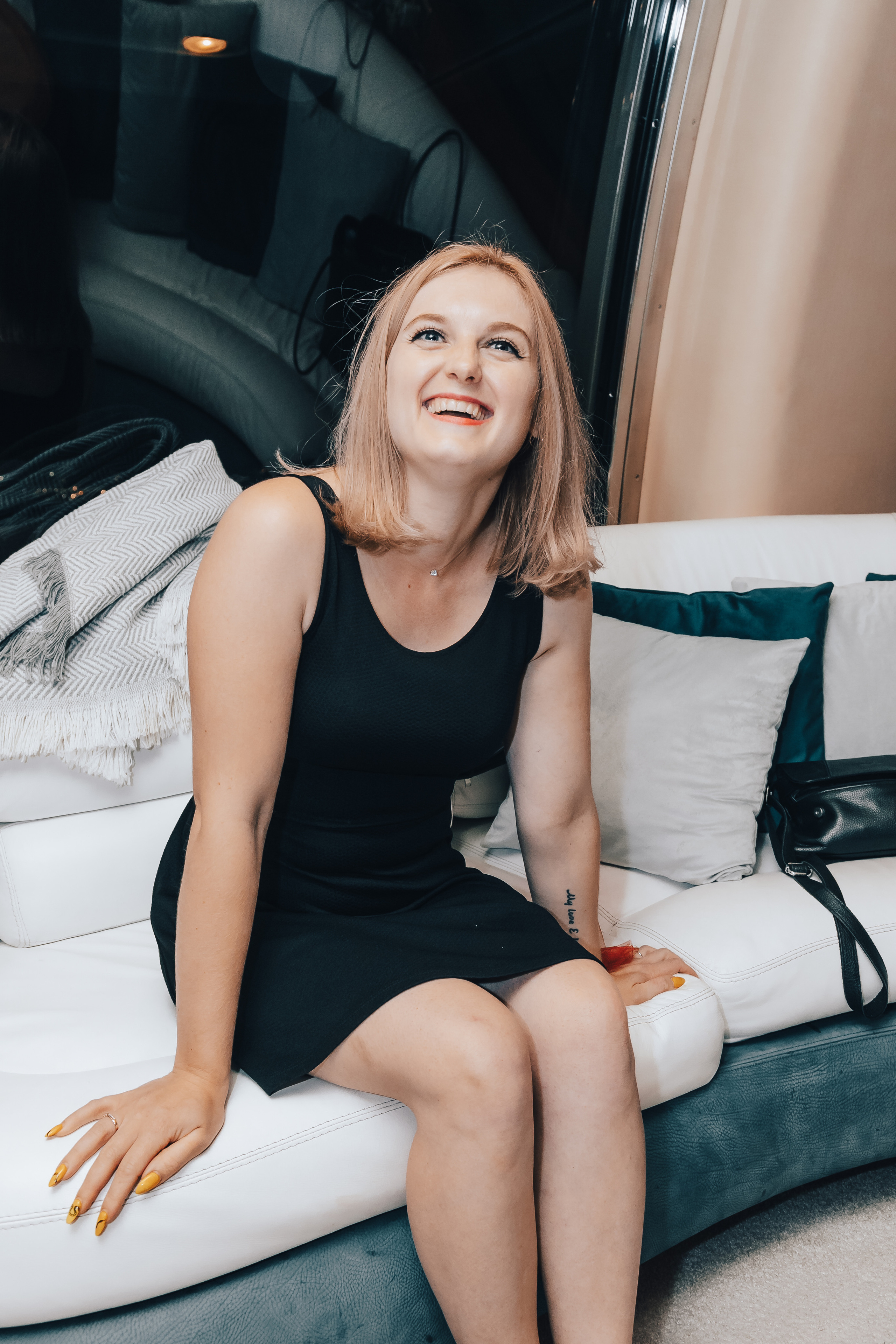 Девичник. Главная