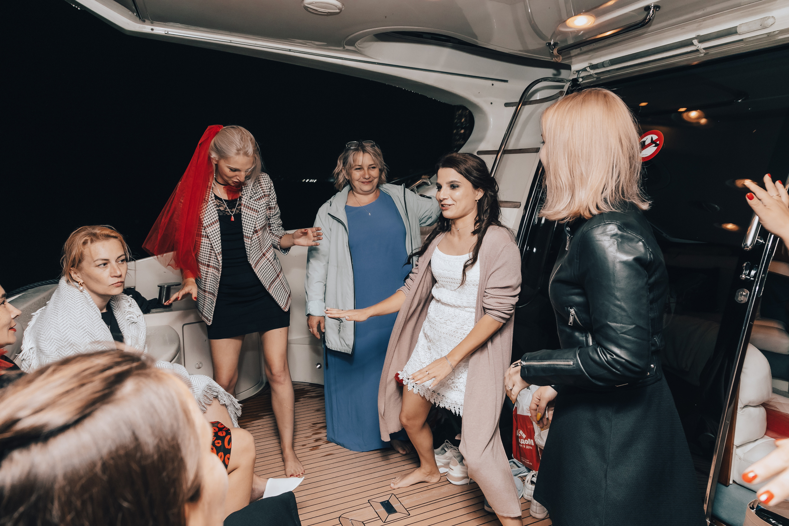 Девичник. Главная