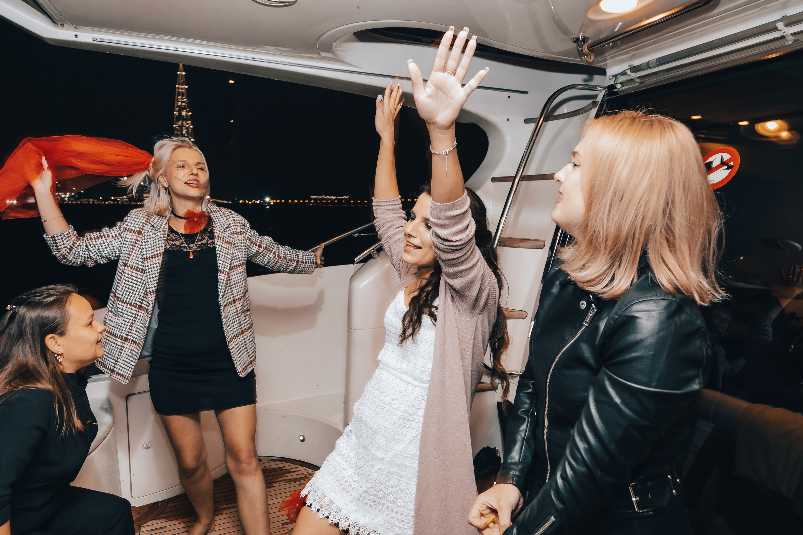 Девичник. Главная