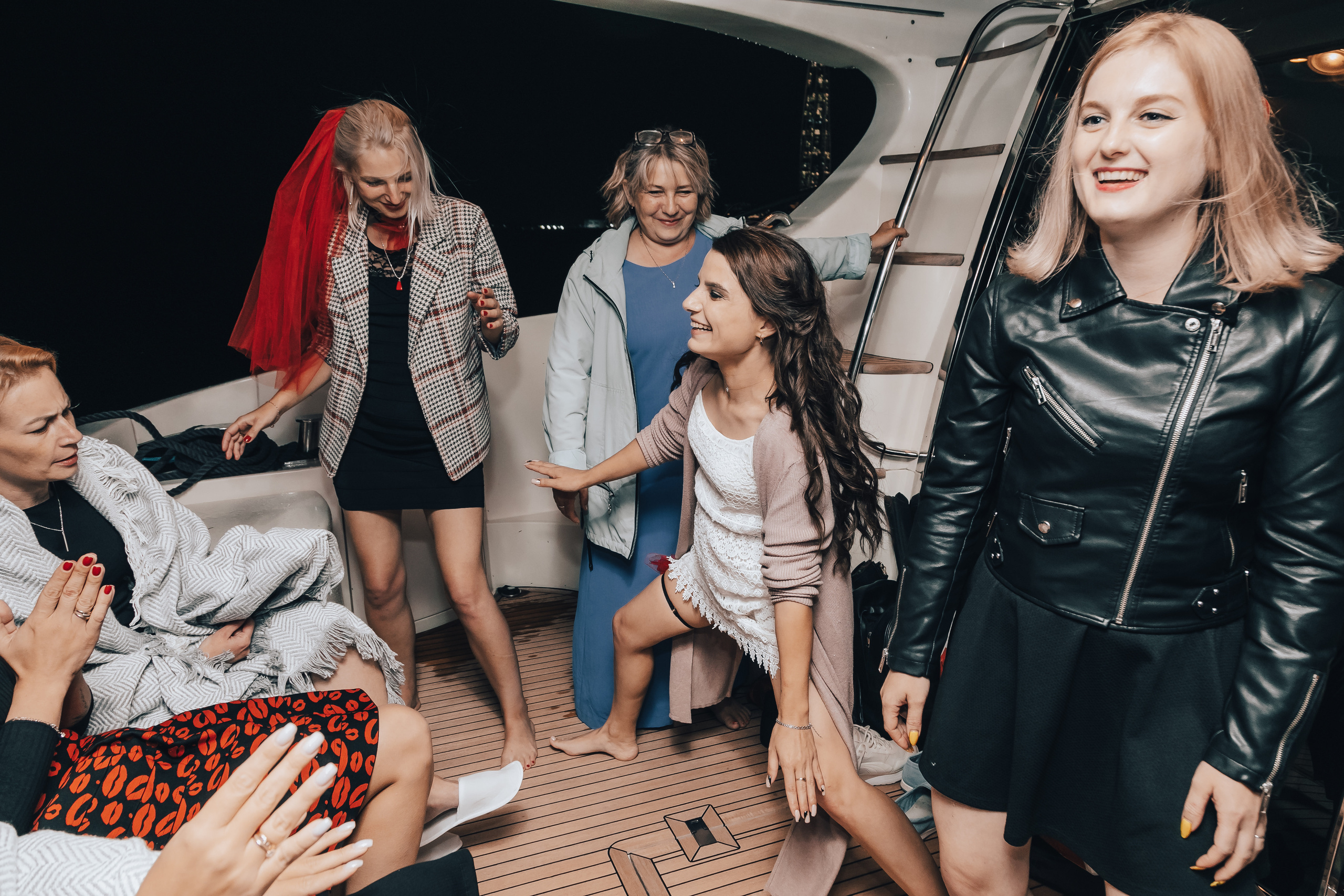 Девичник. Главная