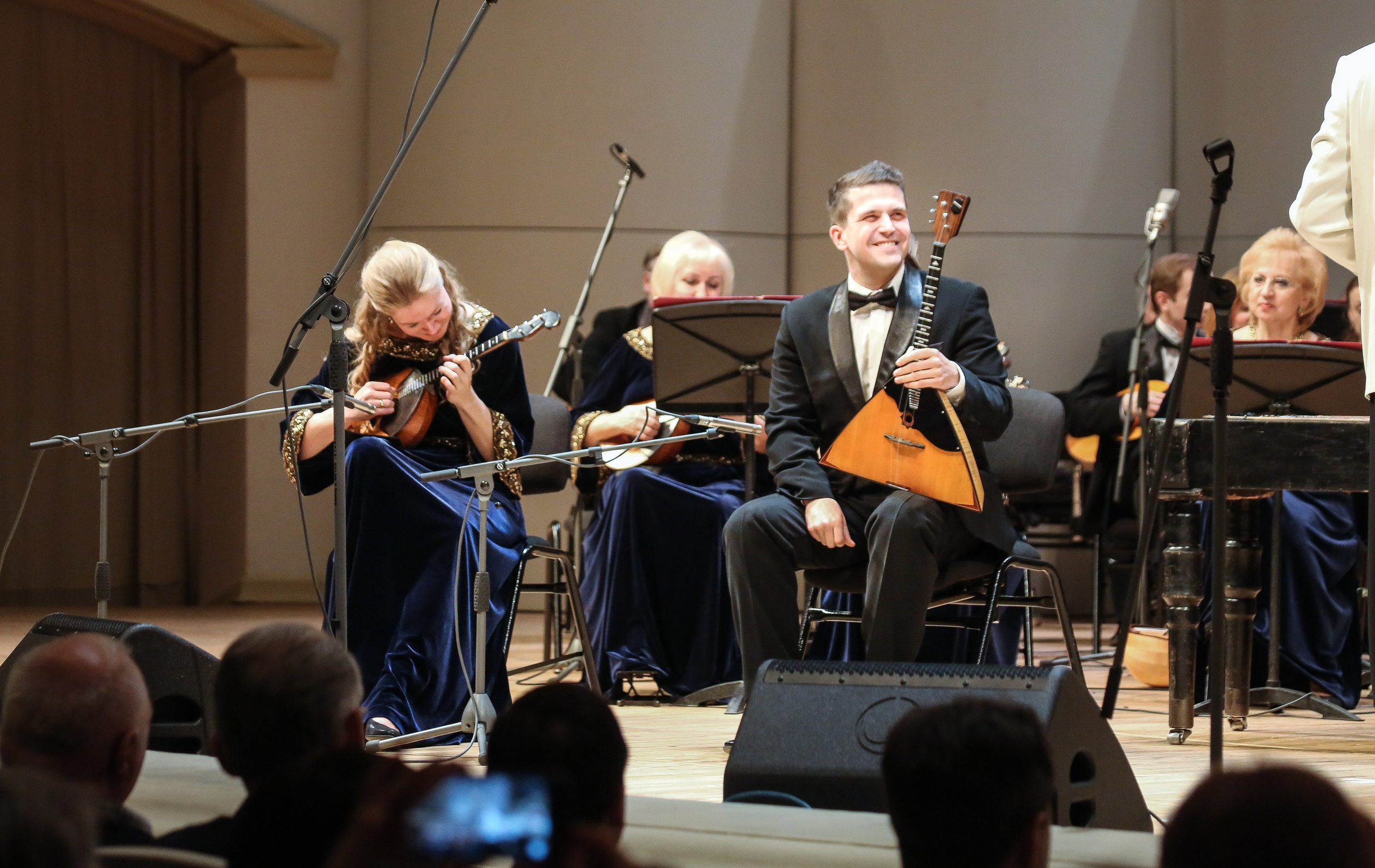 Концерт «Мировое турне» в Зале Чайковского. Дарья Письменюк / Darya Leitstern — фотограф, музыкант, журналист, путешественник