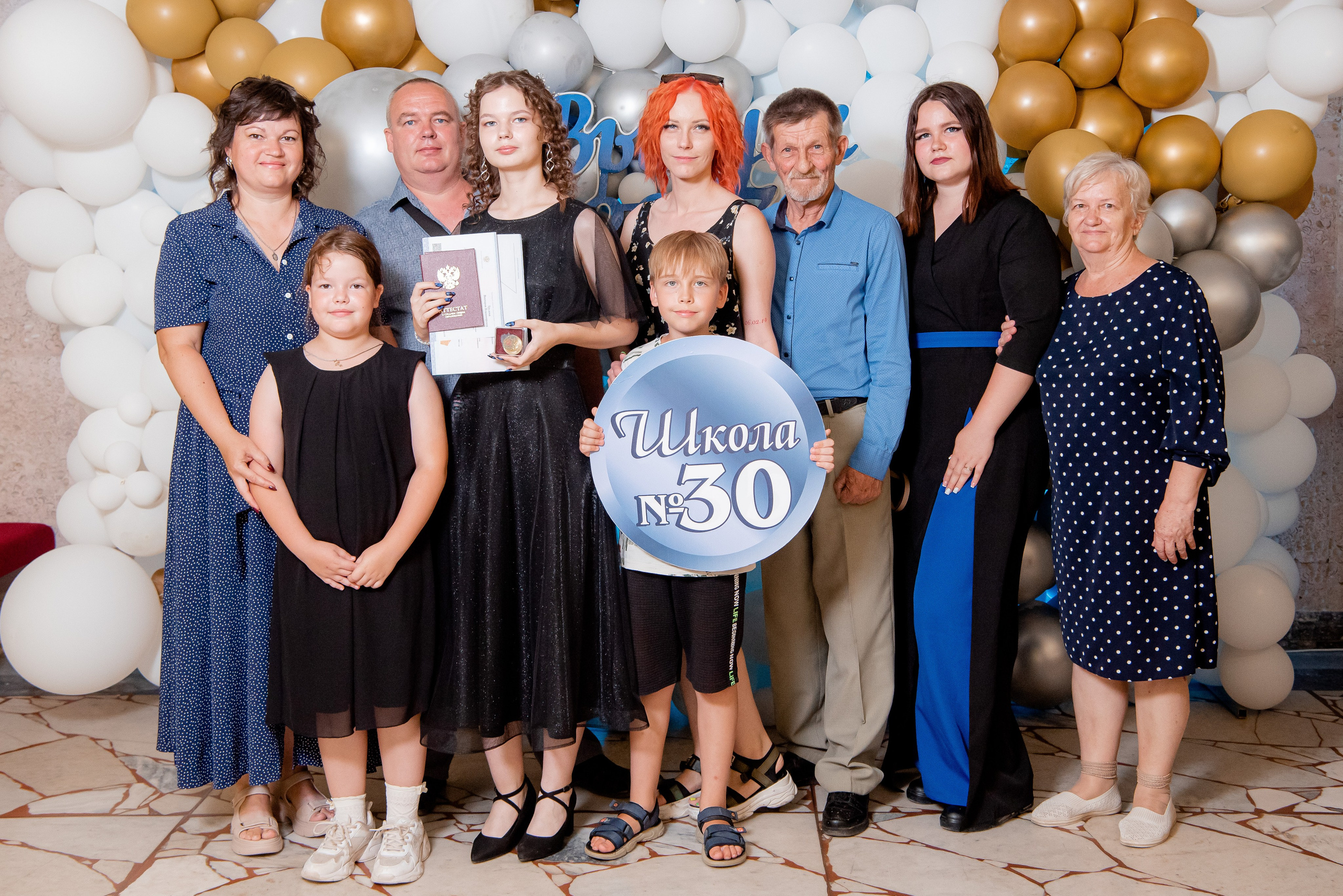 30 Школа. Вручение и Банкет. ДК Юбилейный и Банхоф. Фотограф в Волгограде и Волжском Александр Горбань