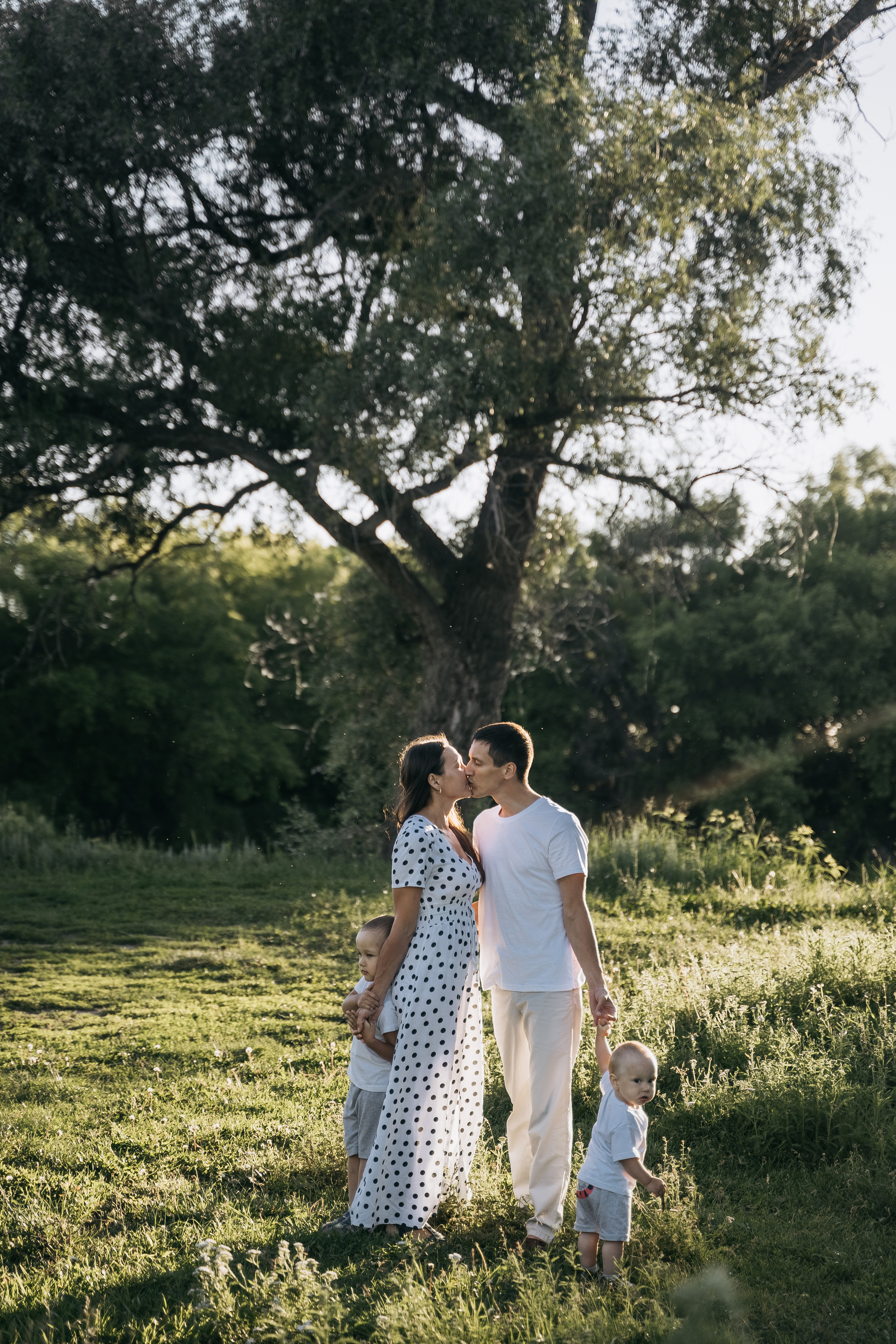 Юлия Антон Артём Егор. Свадебный семейный фотограф Ксения Божко Уфа Раевка никах в Нарыстау