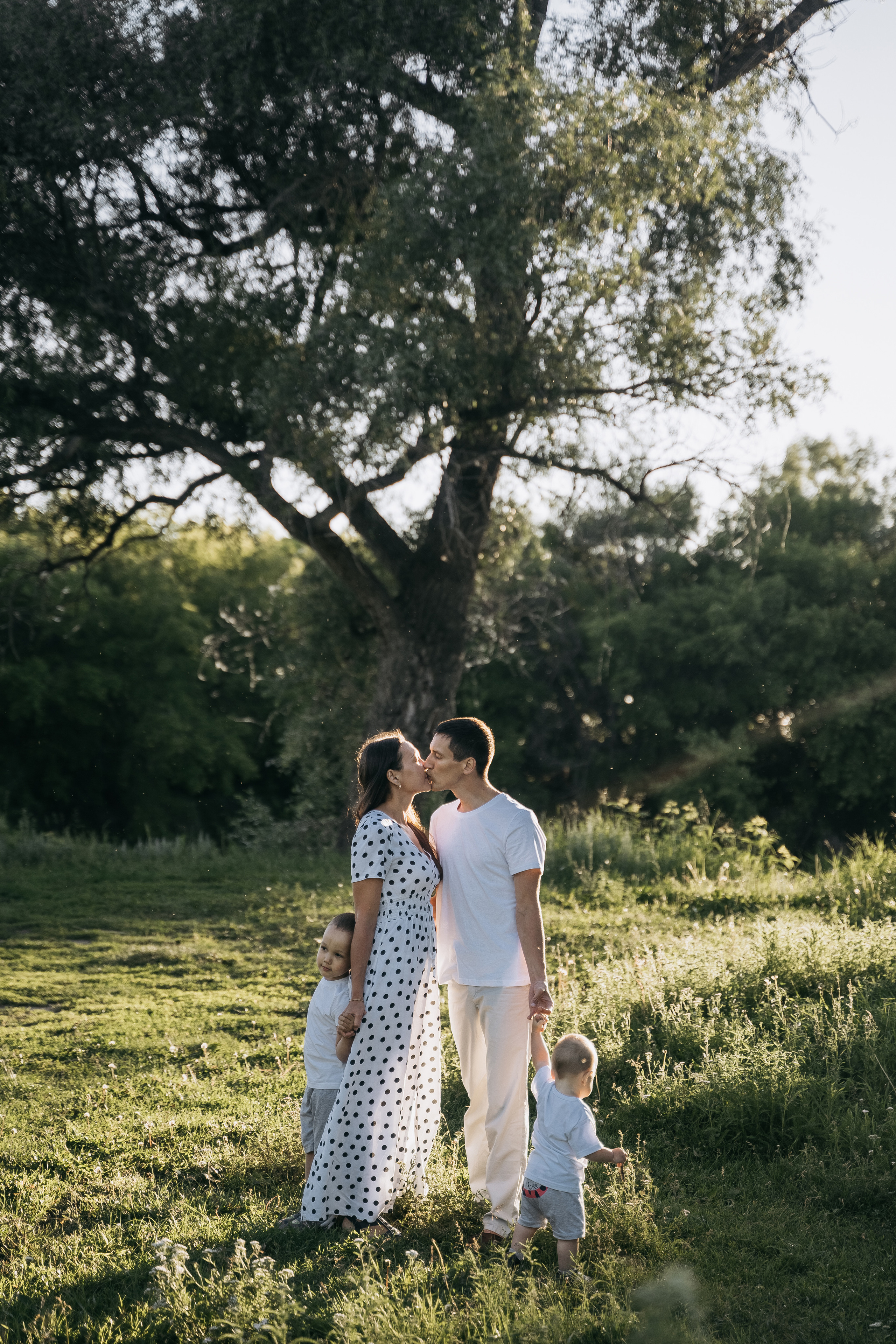 Юлия Антон Артём Егор. Свадебный семейный фотограф Ксения Божко Уфа Раевка никах в Нарыстау