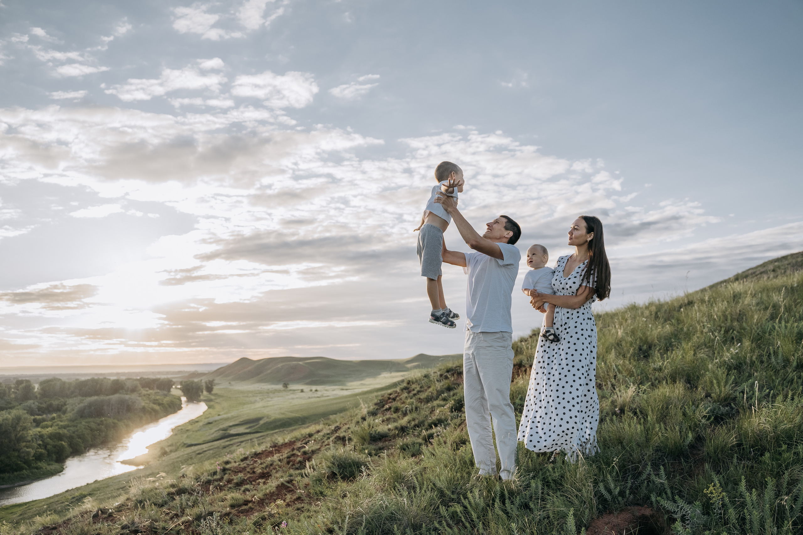 Юлия Антон Артём Егор. Свадебный семейный фотограф Ксения Божко Уфа Раевка никах в Нарыстау