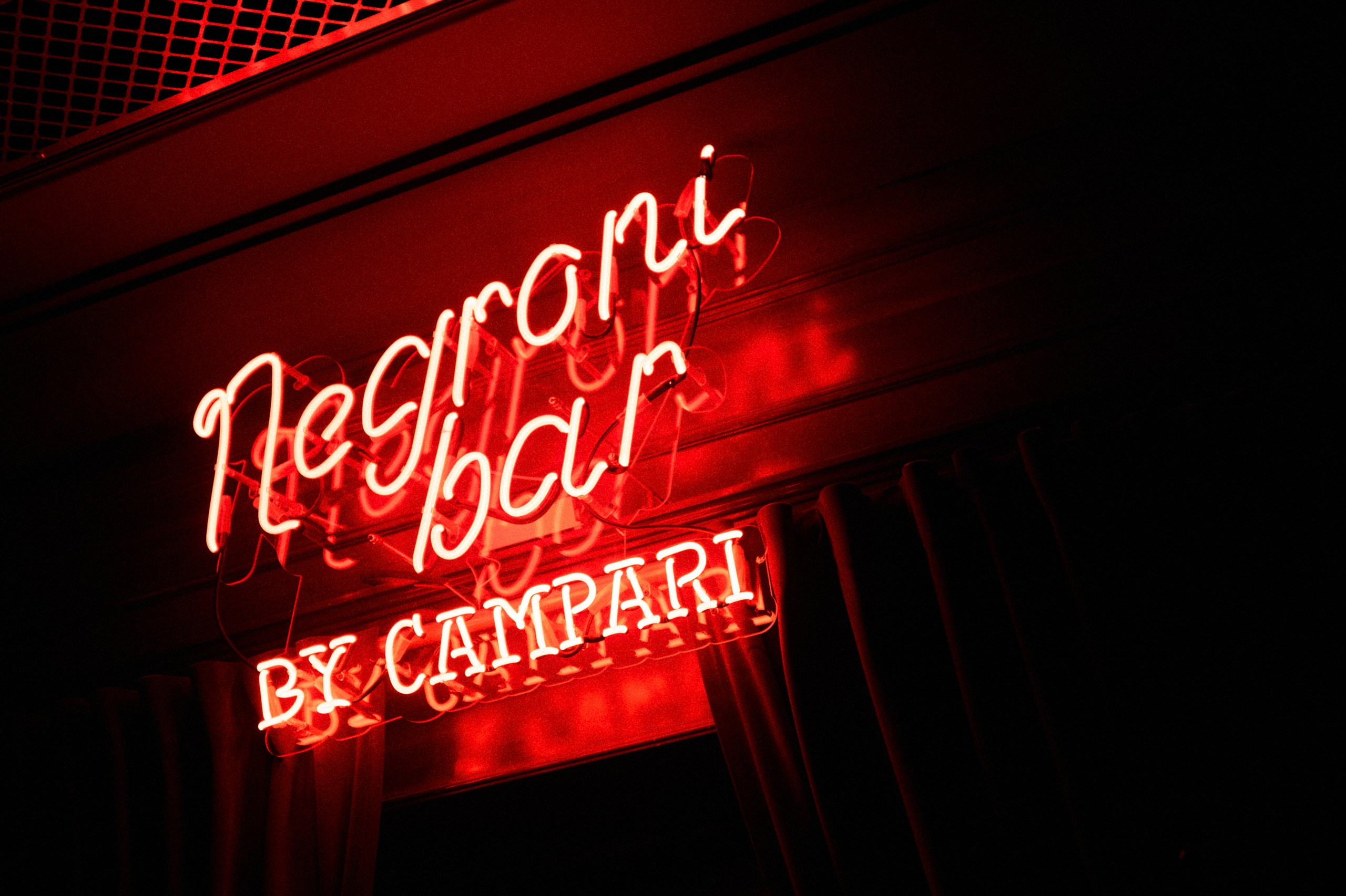 Bar Serge — 8 March. Photographer — ERASTOV