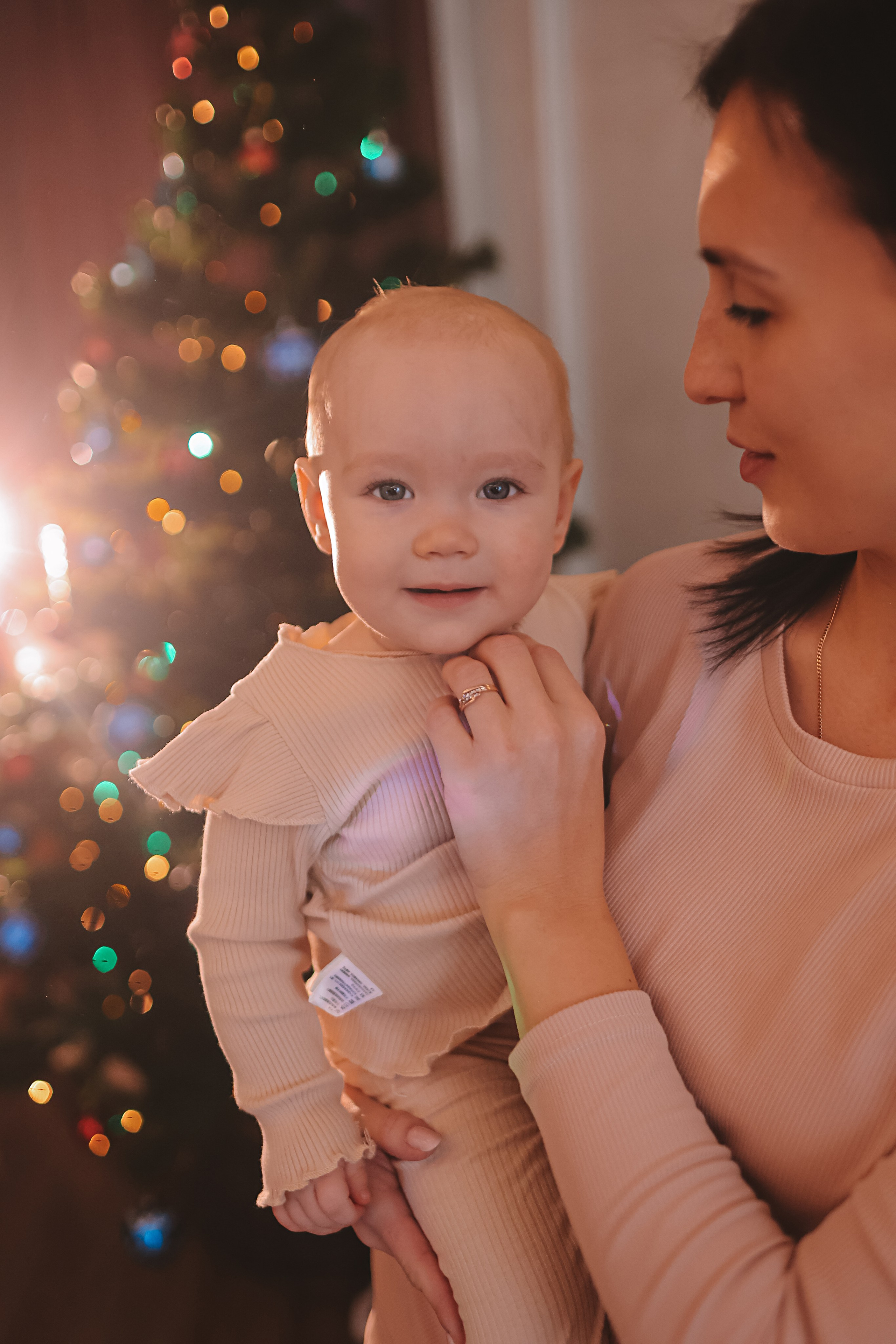 Дома. Семейный фотограф Тюмень, фотограф на роды Салмина Мария
