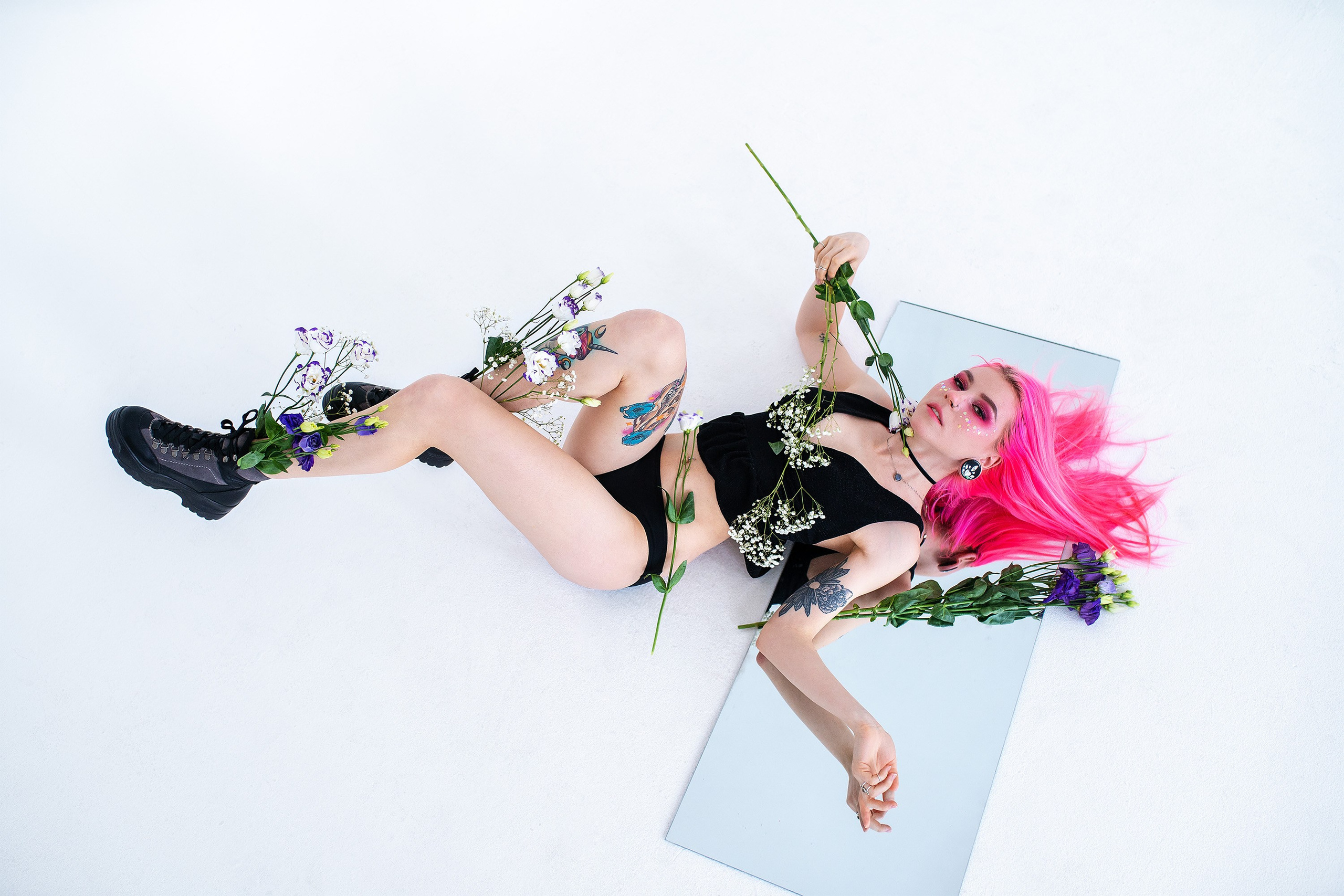 Аня. Цветы. Портретный фотограф в Санкт-Петербурге Александр Быстрицкий