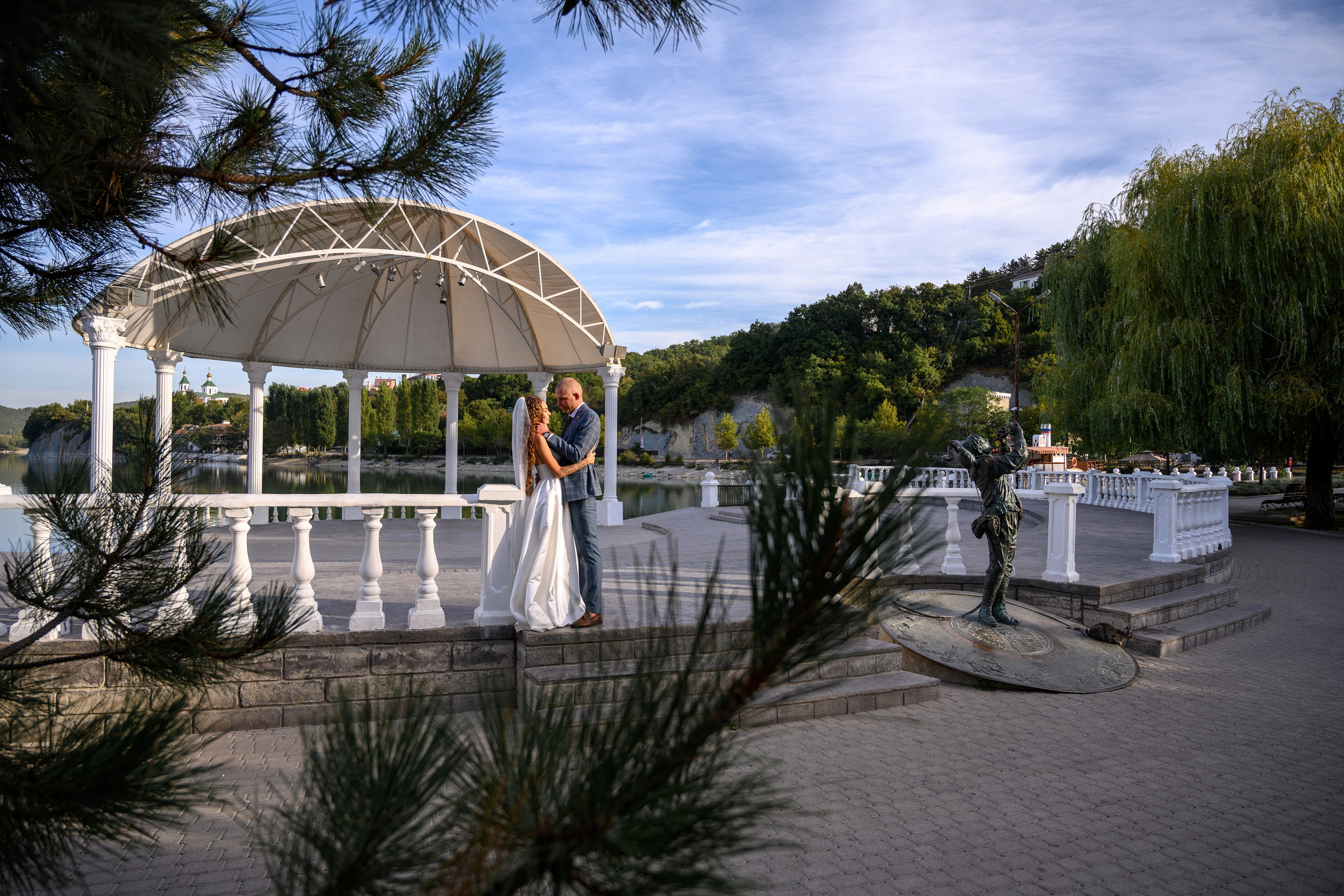 Свадебная фотосесия в Абрау-Дюрсо. Свадебный и семейный фотограф в Краснодаре Владимир Курашев