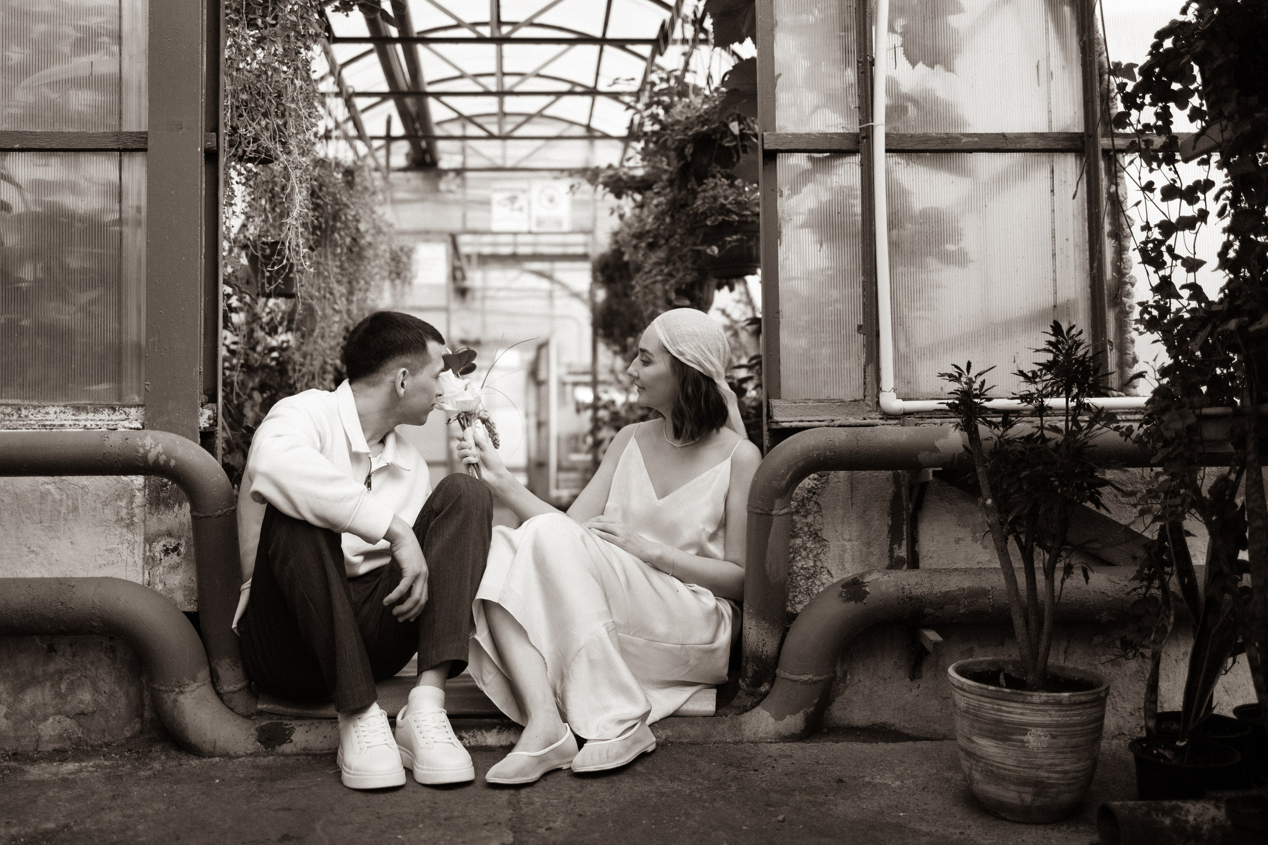 Диана и Руслан. Гуляя по городу | 15.05.2025. Фотограф Зарина. Казань