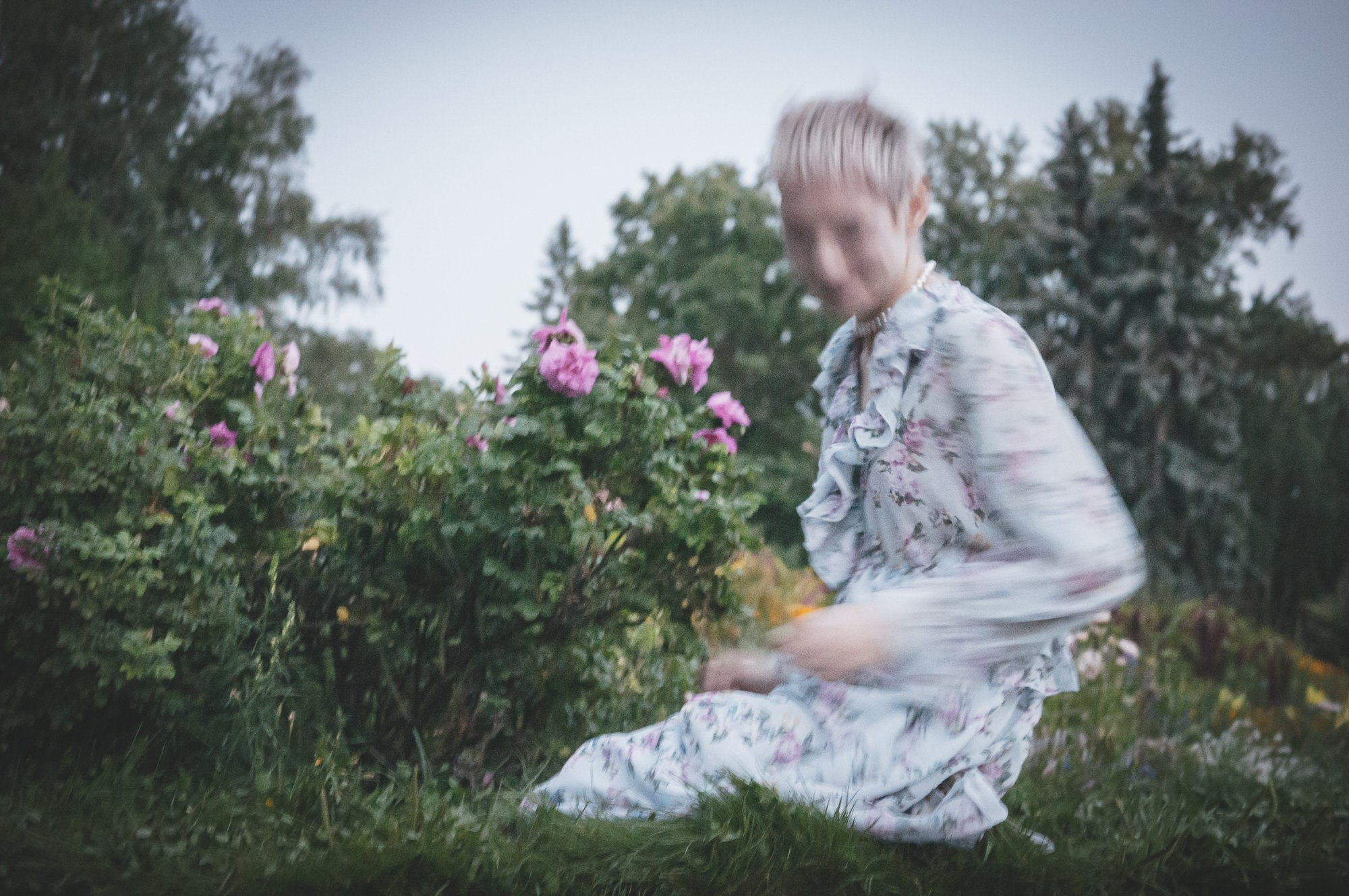 Маша. Дендрологический парк. RawCat. Портретная фотография Екатеринбург