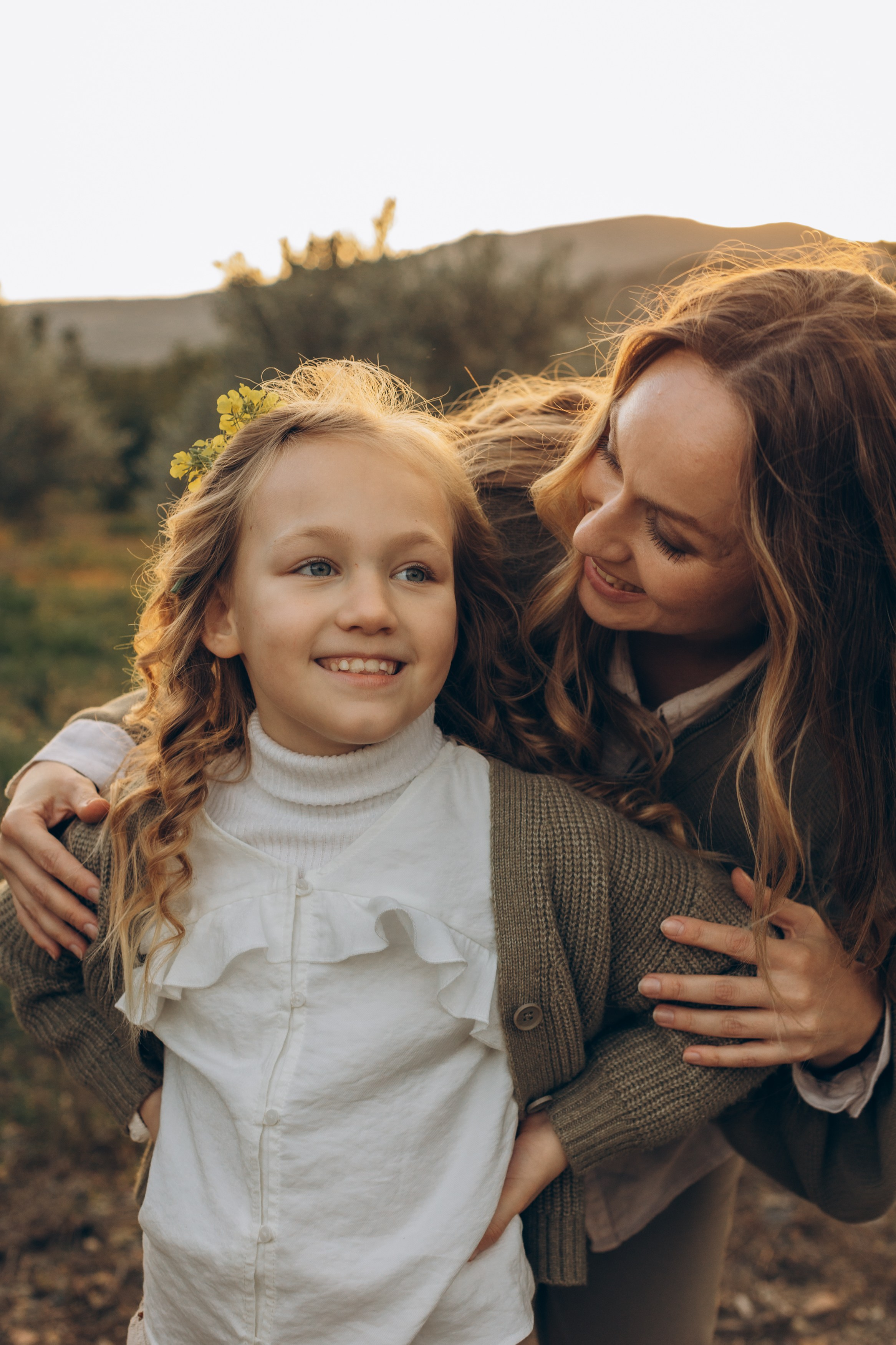 A warm afternoon in the field, just us and the time to be together. Katerina Nord | Wedding and Couple Photographer in Germany and Europe
