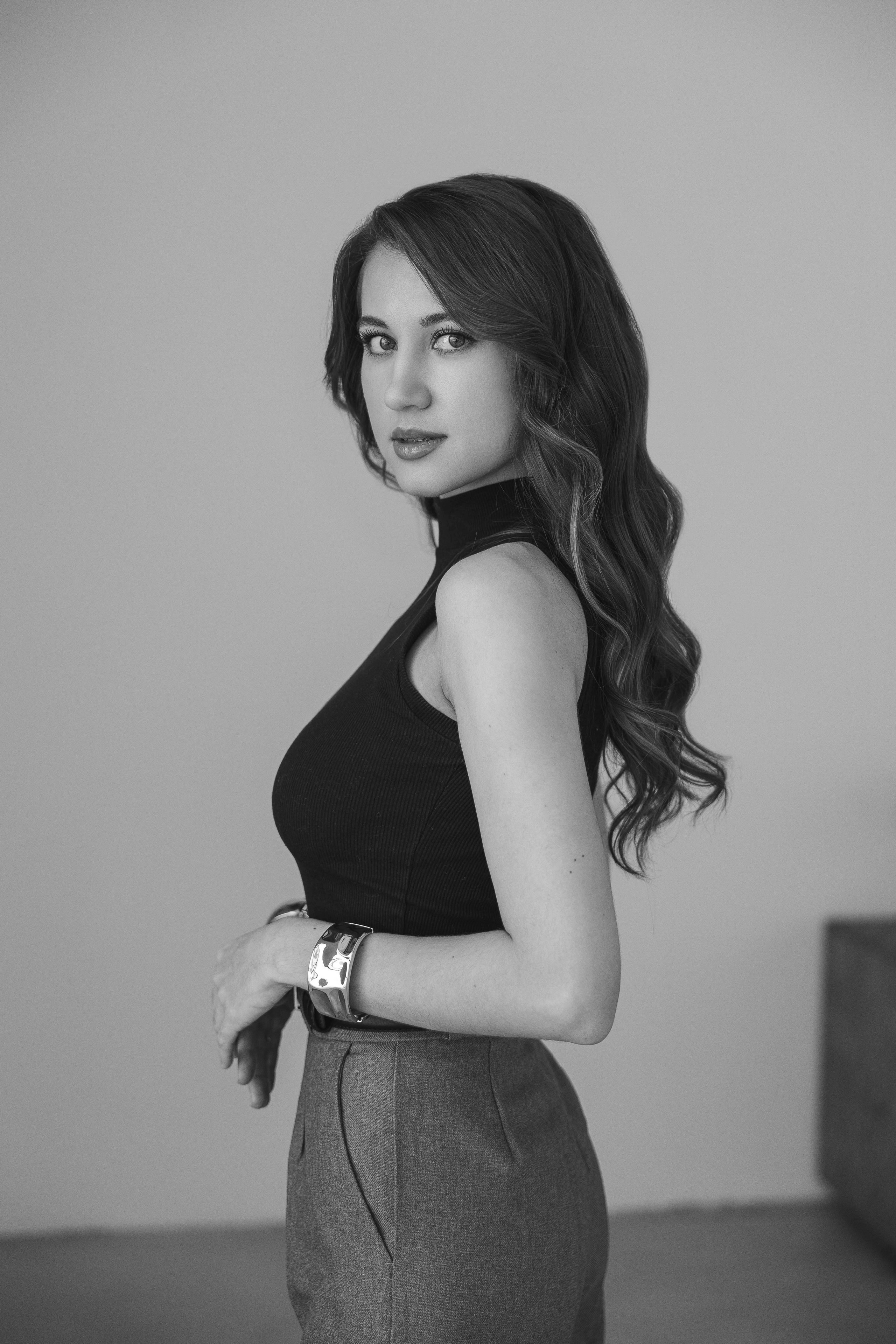 Алёна. Главная