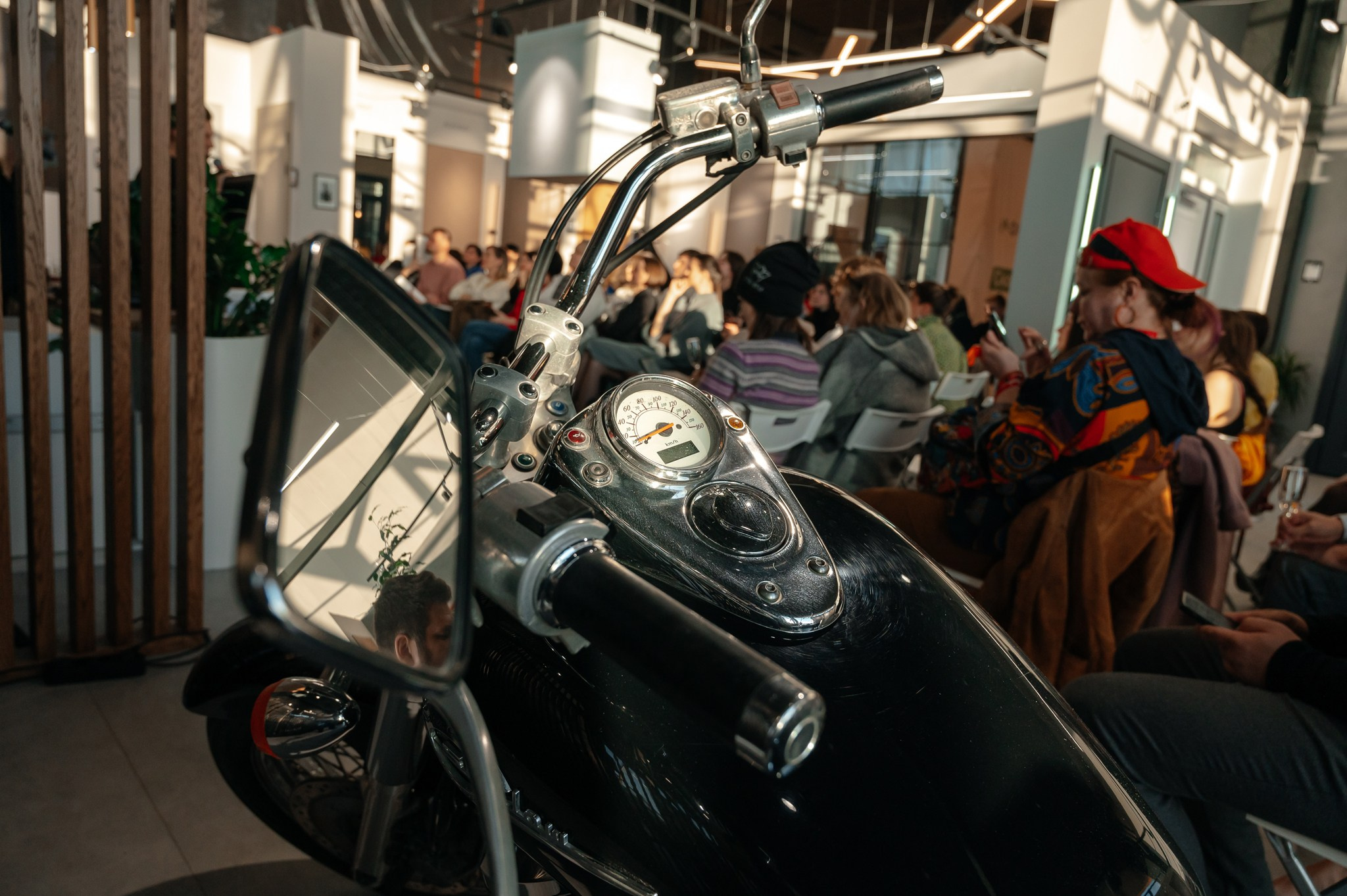 Выступление дизайнера в Academy. Свадебный и семейный фотограф из Санкт-Петербурга Климов Анатолий