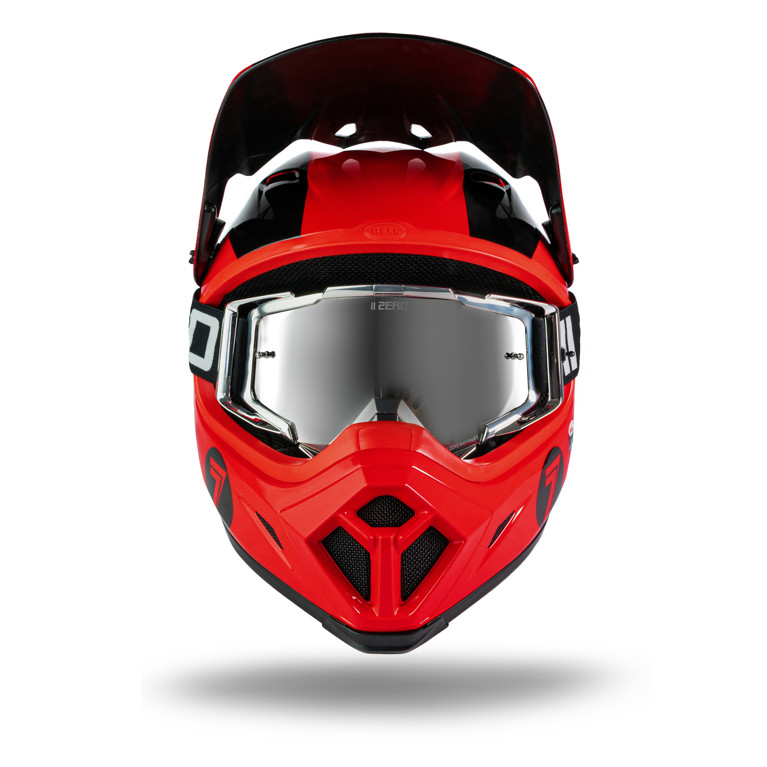 Предметные фото шлемов и масок (очков) для мотокроса. Предметный и репортажный фотограф в Москве