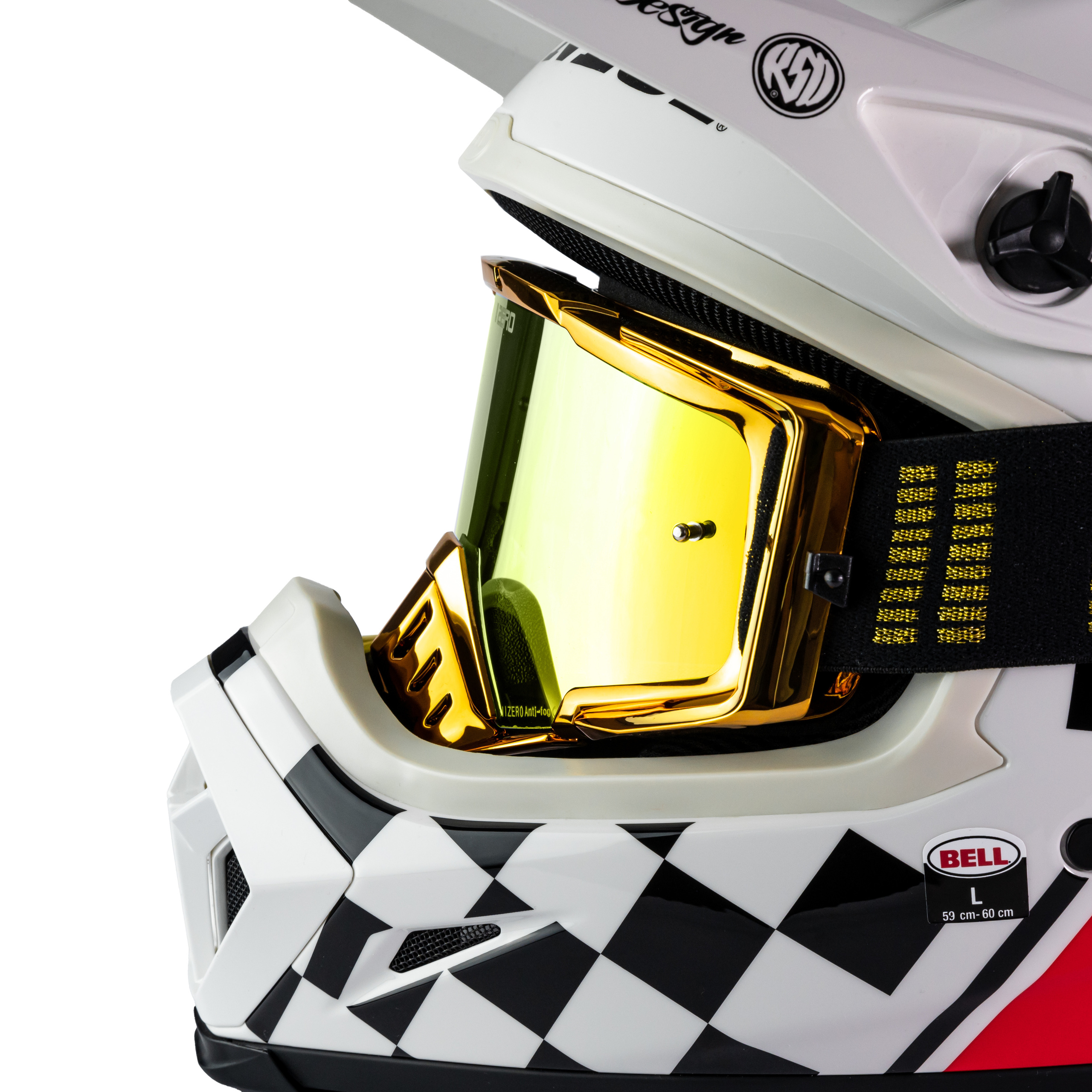 Предметные фото шлемов и масок (очков) для мотокроса. Предметный и репортажный фотограф в Москве