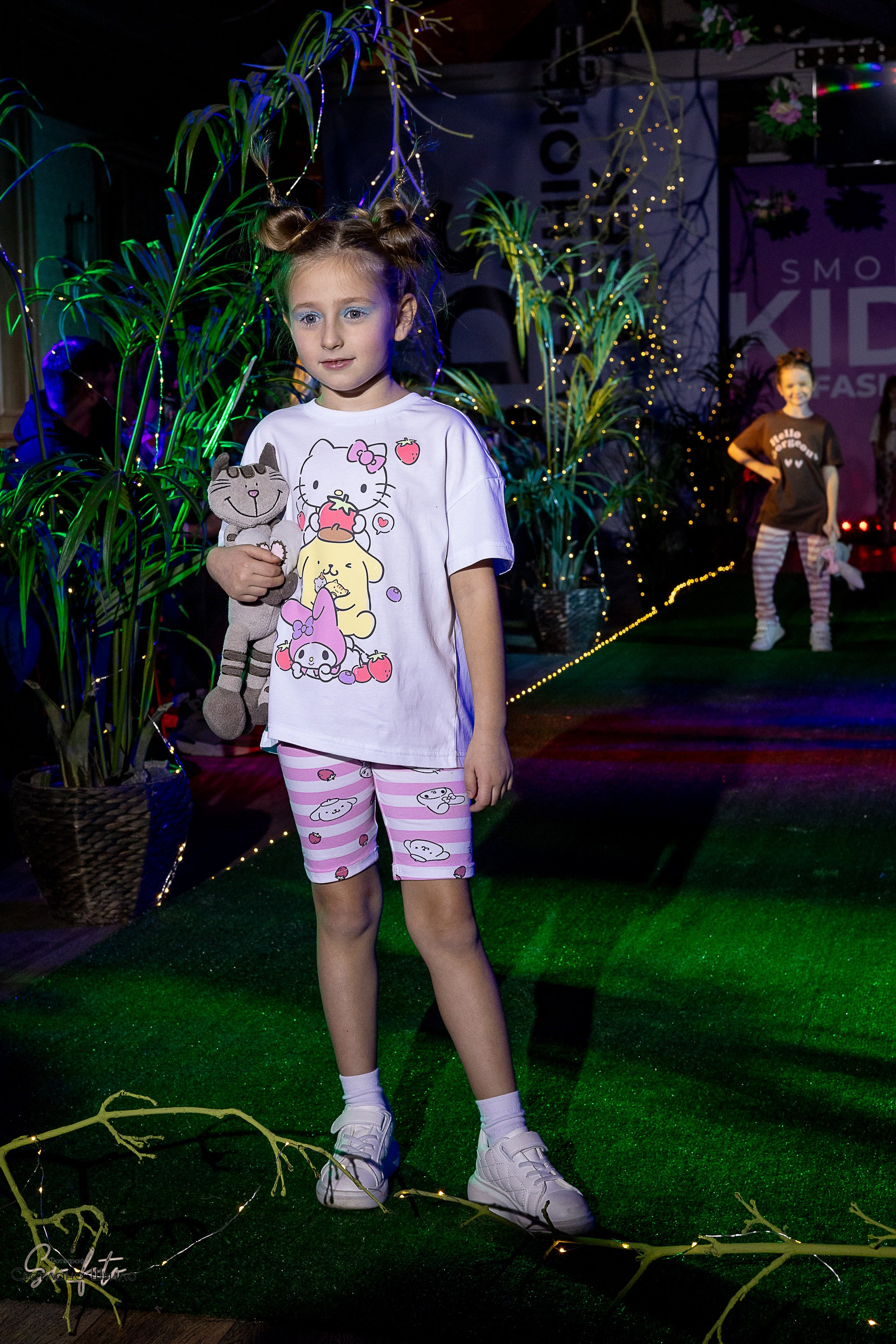 Smolensk Fashion Week_показы_ДЕНЬ 3_ФИНАЛ_Алиса в стране чудес. Главная