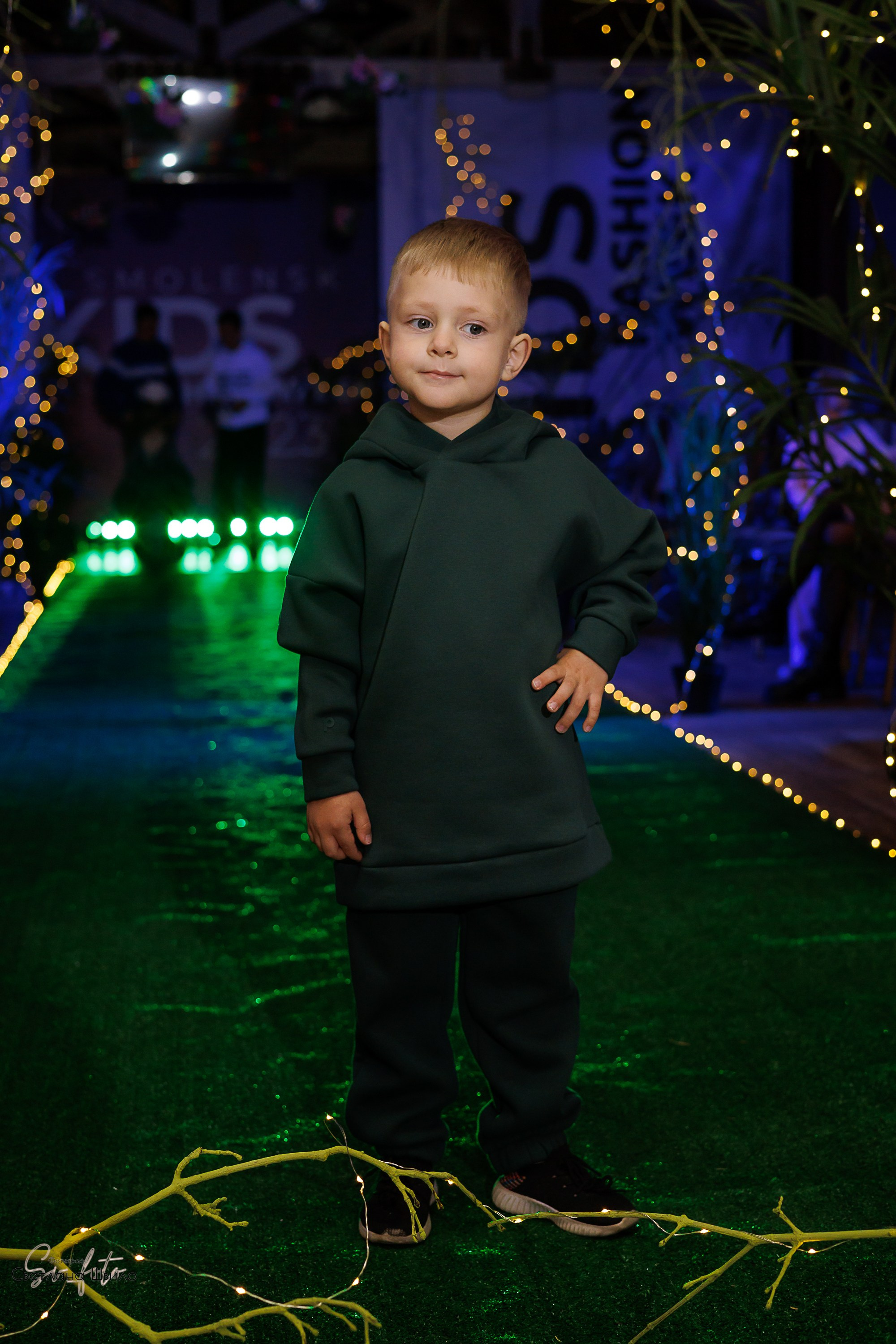 Smolensk Fashion Week_показы_ДЕНЬ 3_ФИНАЛ_Алиса в стране чудес. Главная