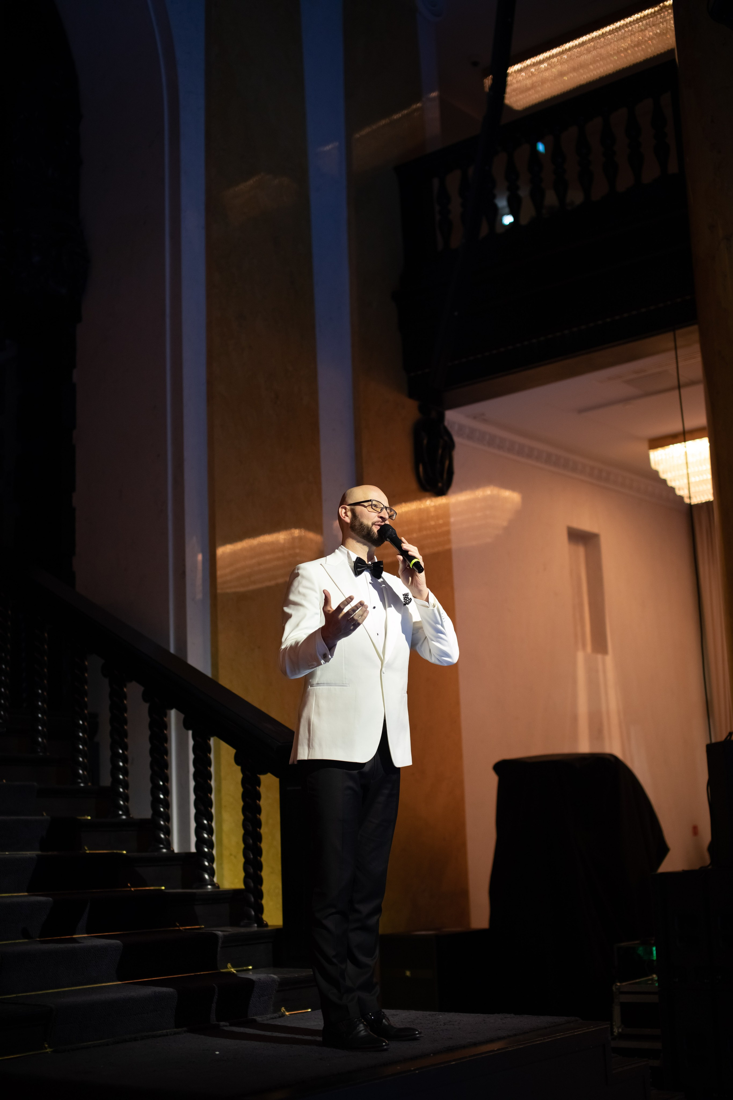 Safilo Group — Buying days in St. Petersburg. Двойняшки-фотографы Анна и Анастасия в Санкт-Петербурге