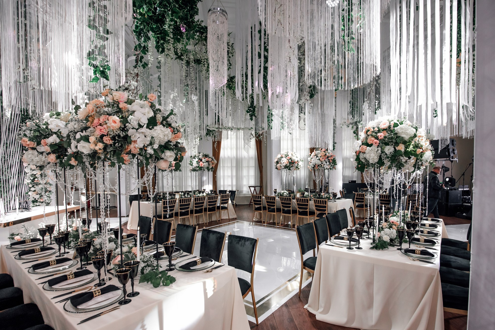 Decor and details. Любовь Чуляева — свадебный фотограф в Москве и Европе