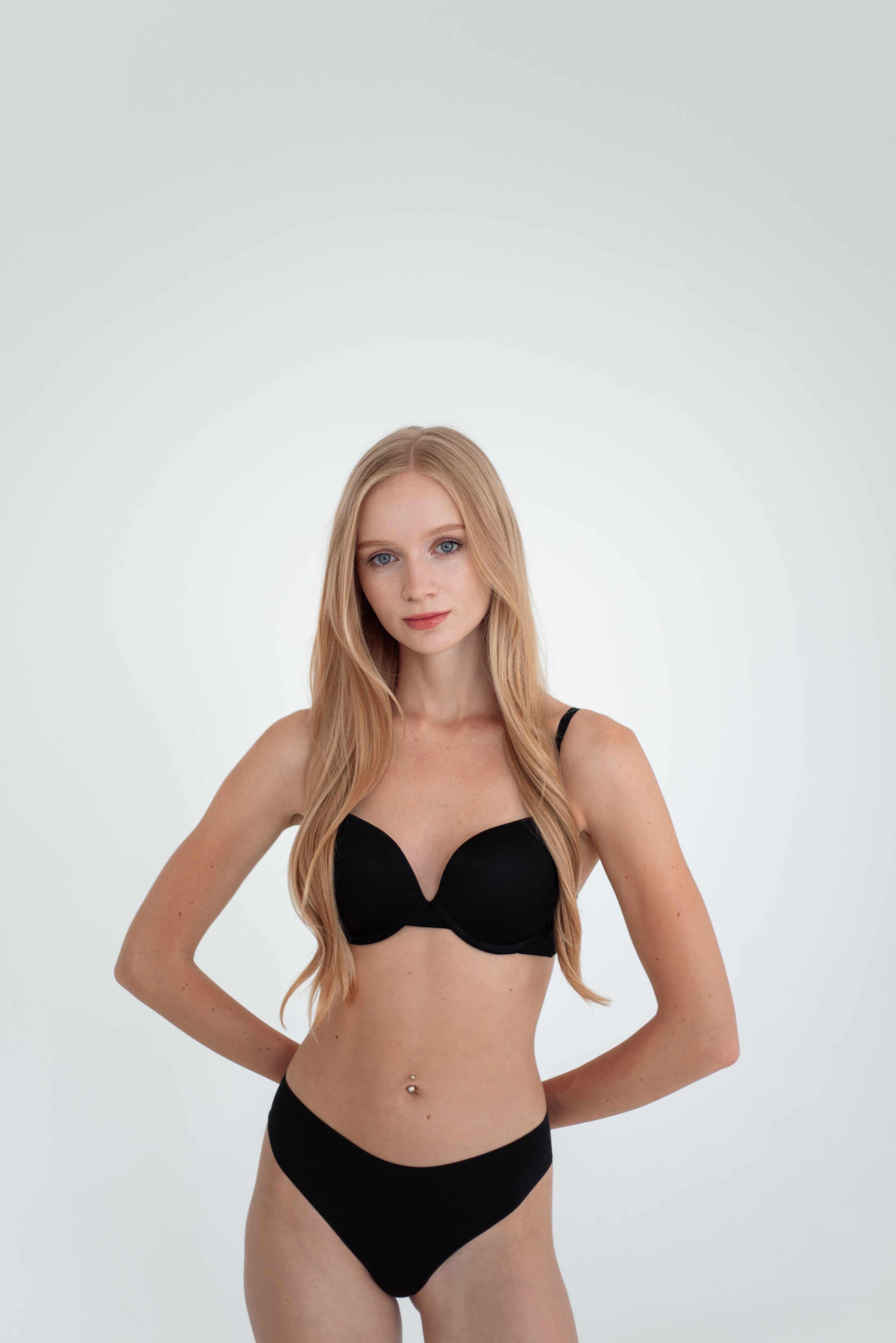 Модельные тесты и творческая съёмка в Москве. Портреты студия Москва. Модельные тесты. Lovestory студия в Москве. Женсий фотограф