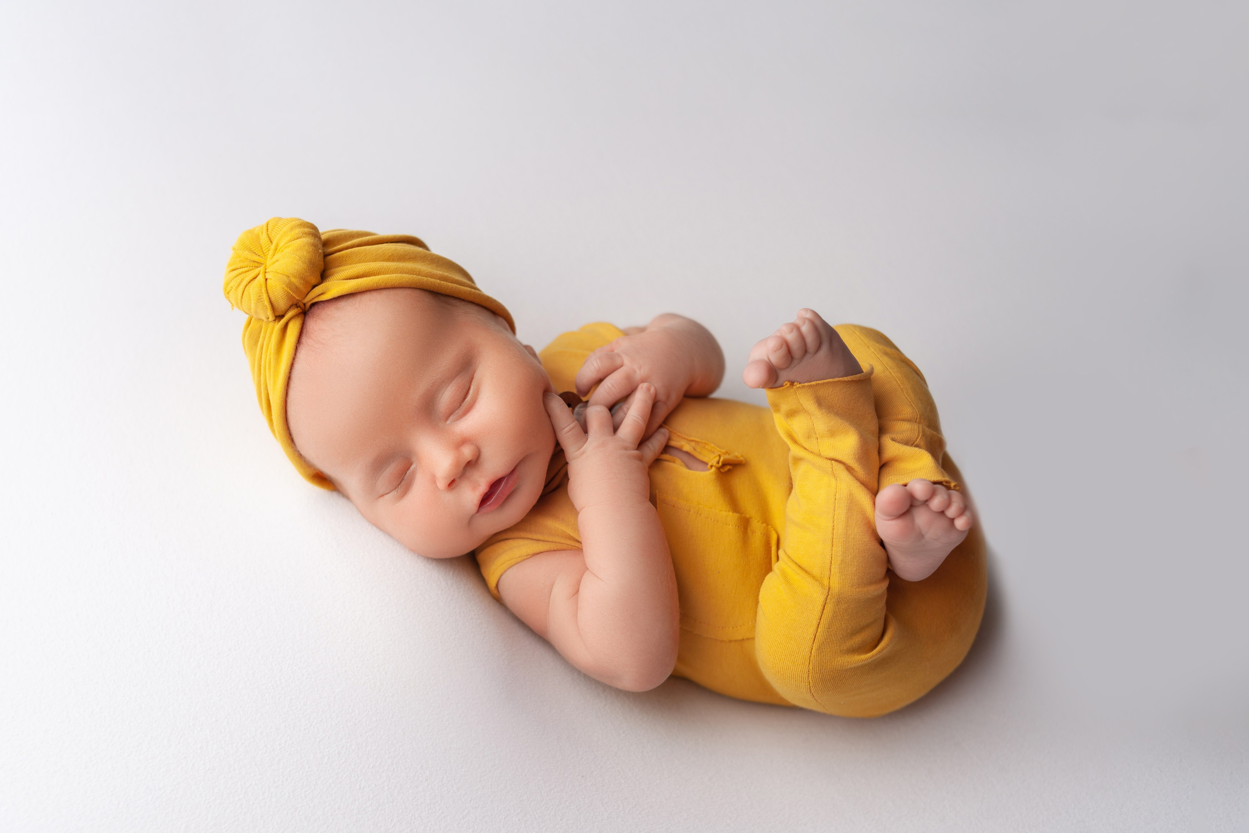 Девочки. Фотограф новорожденных г. Подольск, г. Жуковский, весь юг Москвы и Моск.обл