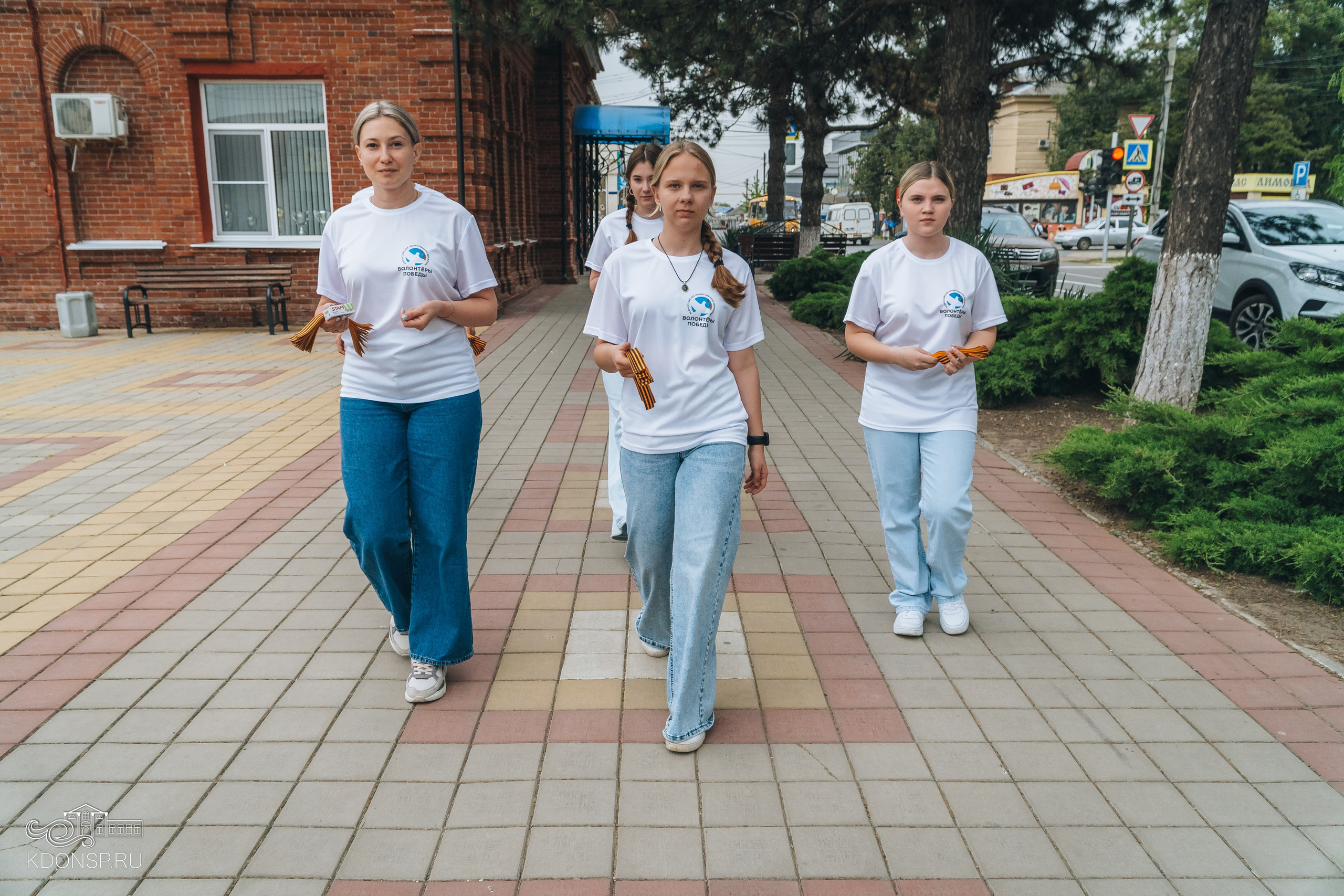 «Георгиевская ленточка — символ Победы». Новотитаровский Дом культуры