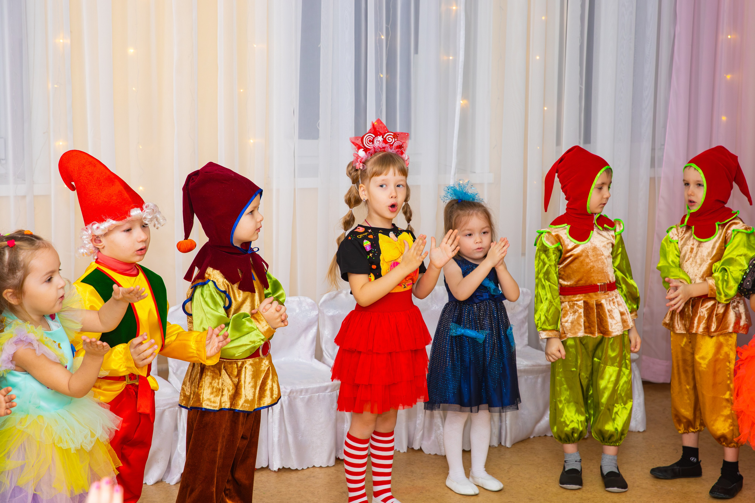 Новогодний утренник детский садик № 21. Фотограф Александр Поздняков  Новосибирск