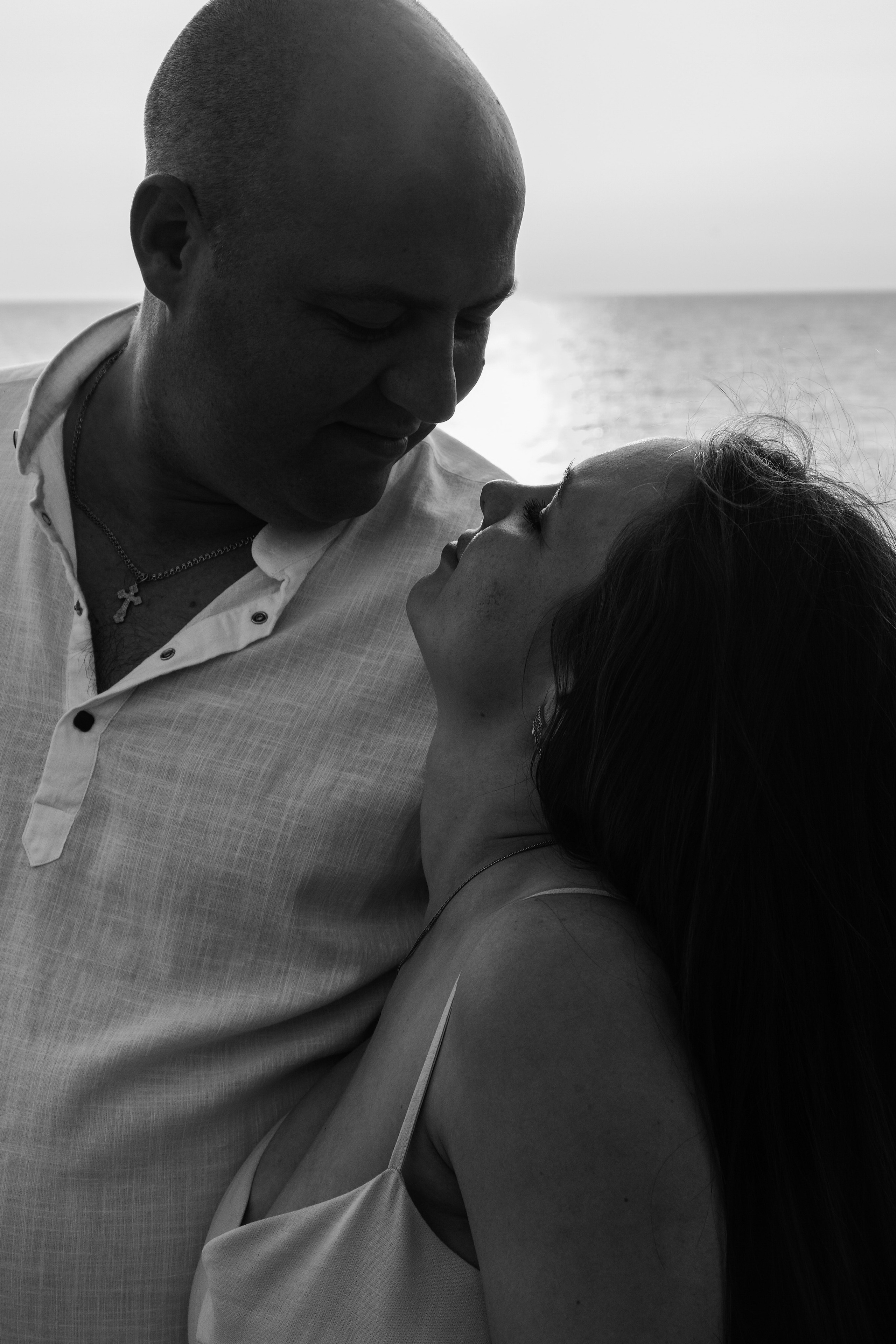 Беременность. Профессиональная фотосъемка в Крыму. Натуральные эмоции и живые кадры. Забронируйте дату прямо сейчас!