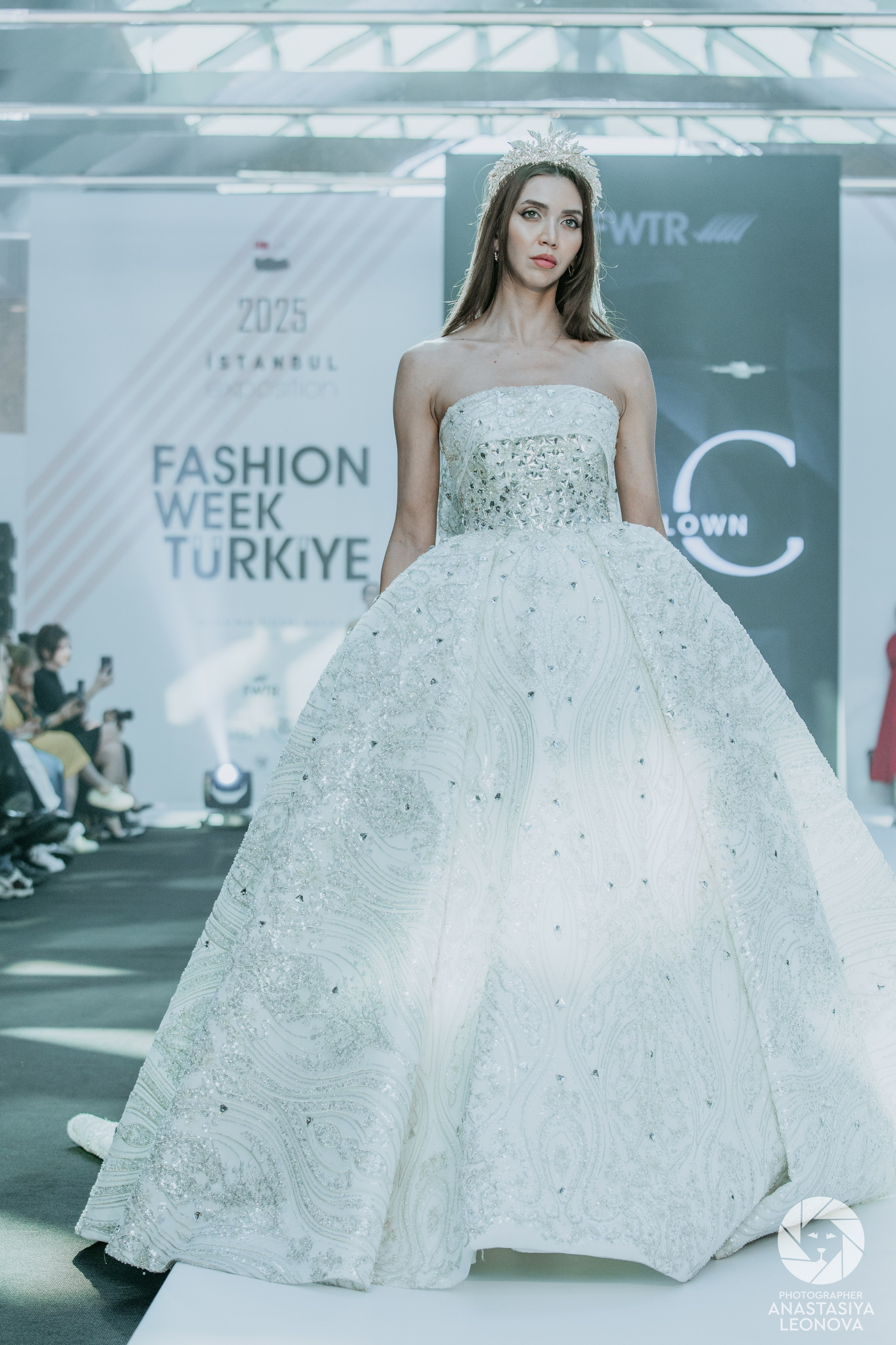Fashion Week Türkiye [spring, 2025]. Anastasia Leonowa