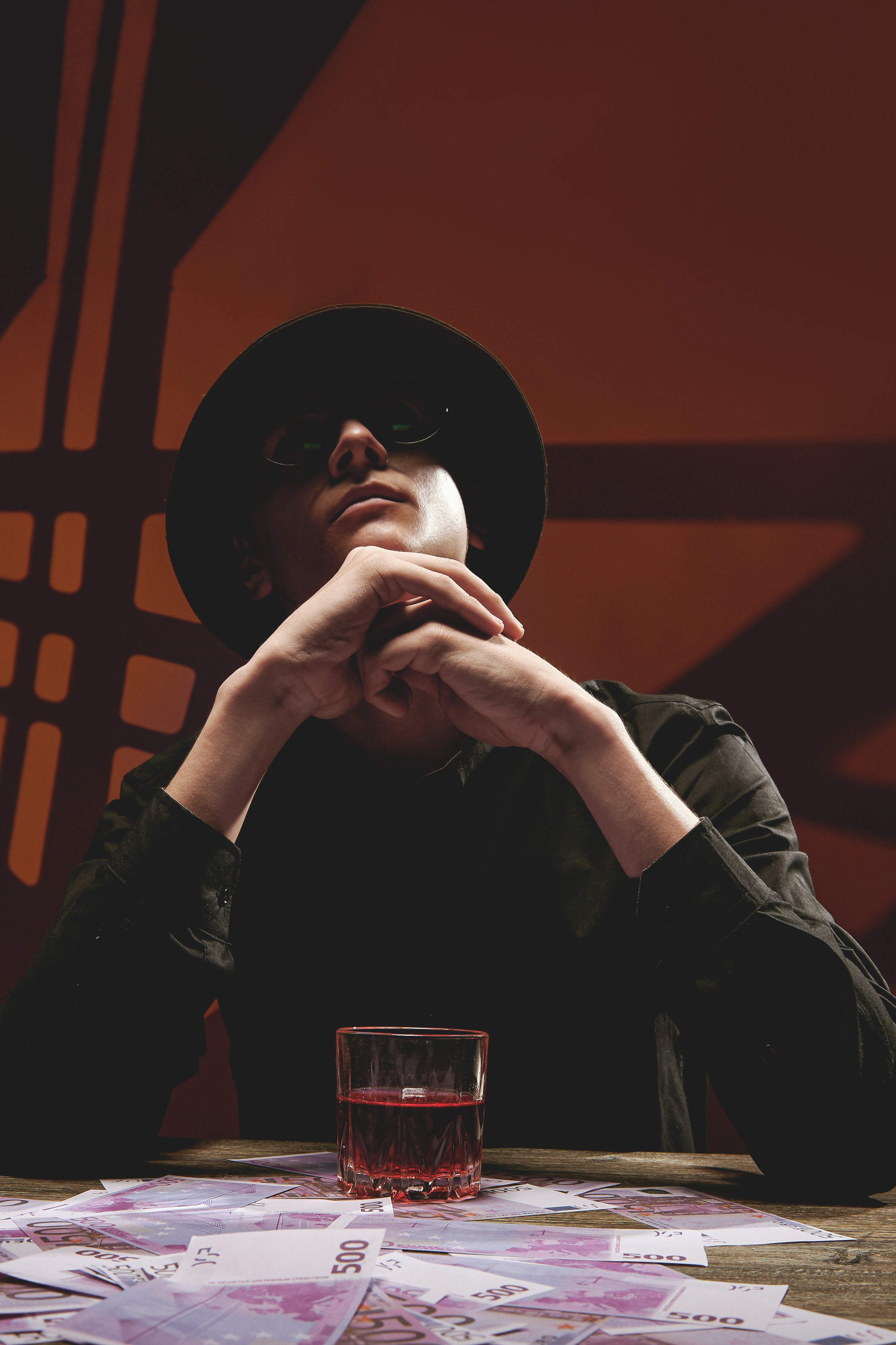 Оффлайн курс в студии RoRo по творческой съёмке. Фотограф Яковлев Роман — Красноярск