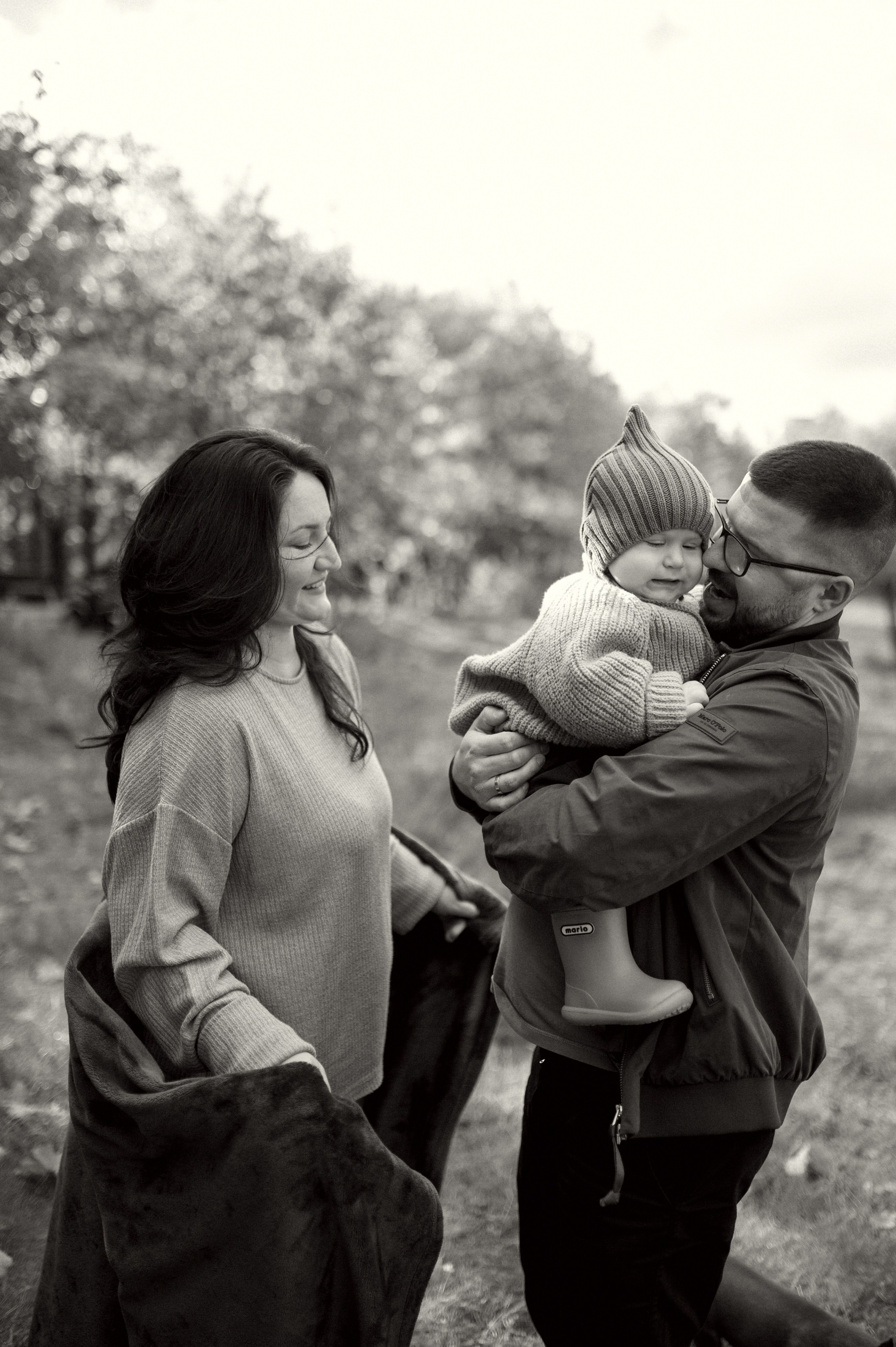 Осенняя фотосессия большой семьи в парке. Семейная фотосессия Бутово Москва фотограф Алина Морщагина