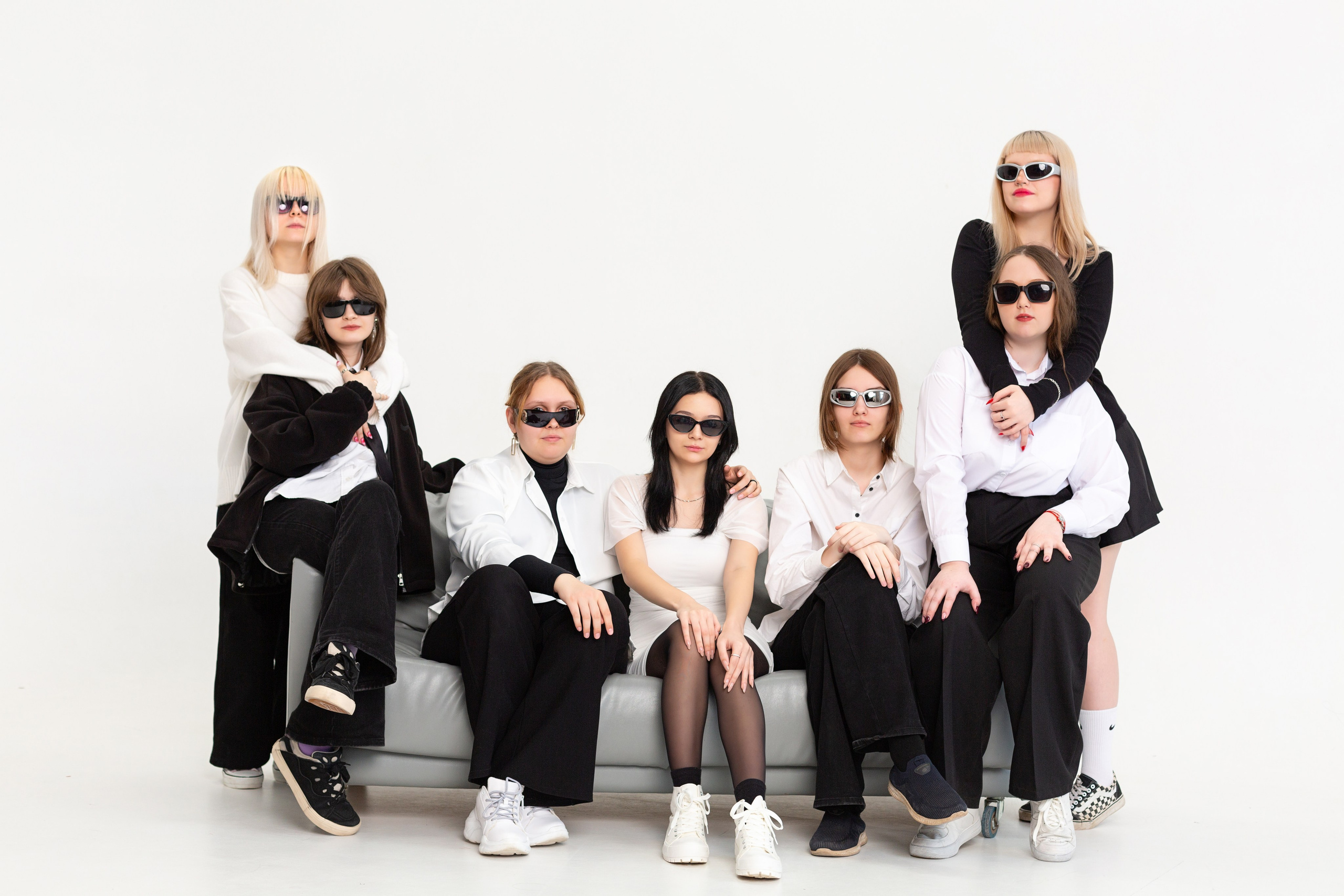 Фотоальбомы СТАРШЕКЛАССНИКИ. Студия «Фокус» детская фотография Ольги Поповой г. Бийск