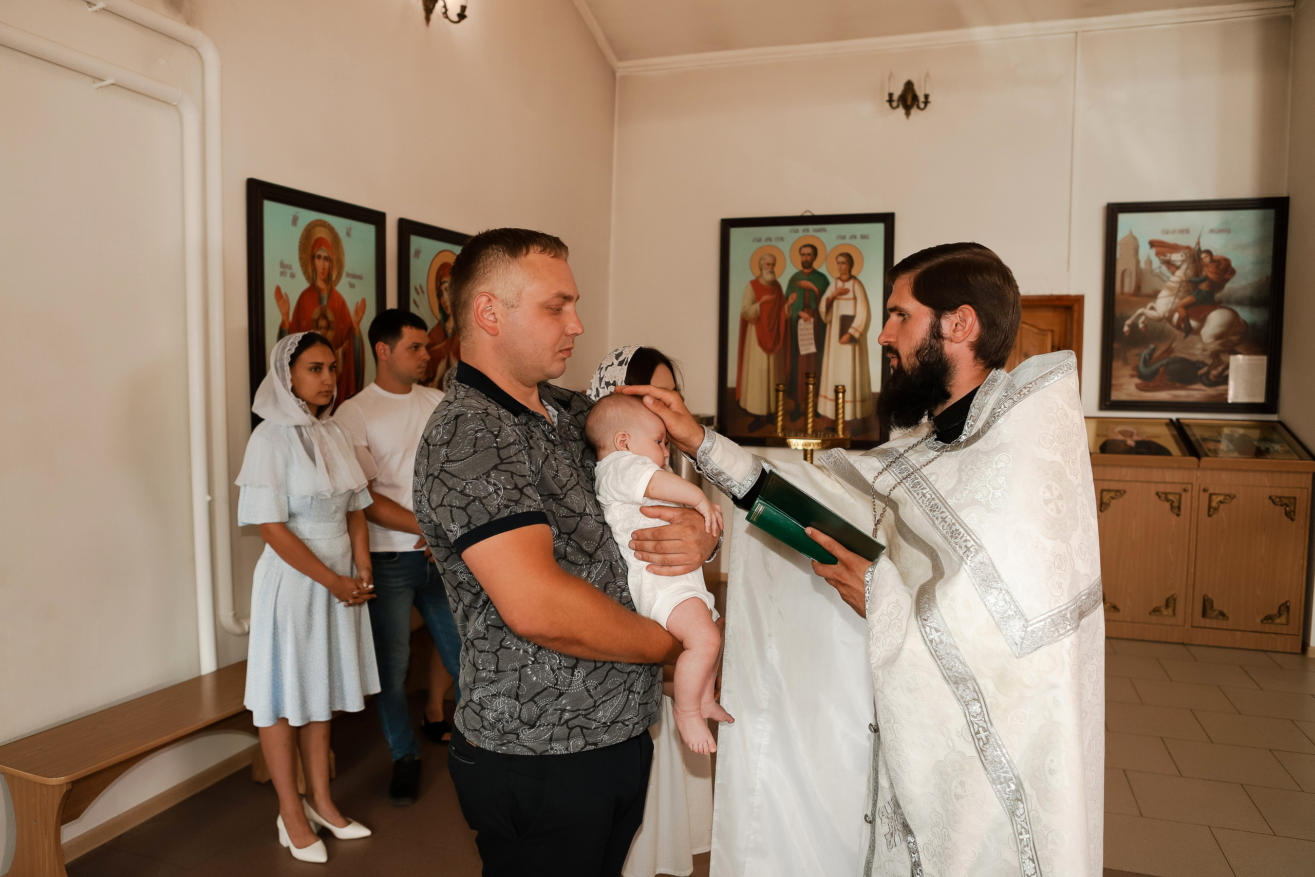 Таинство Крещения Киры. Свадебный фотограф Евгения Фролова г. Каменск-Шахтинский, Донецк, Ростов