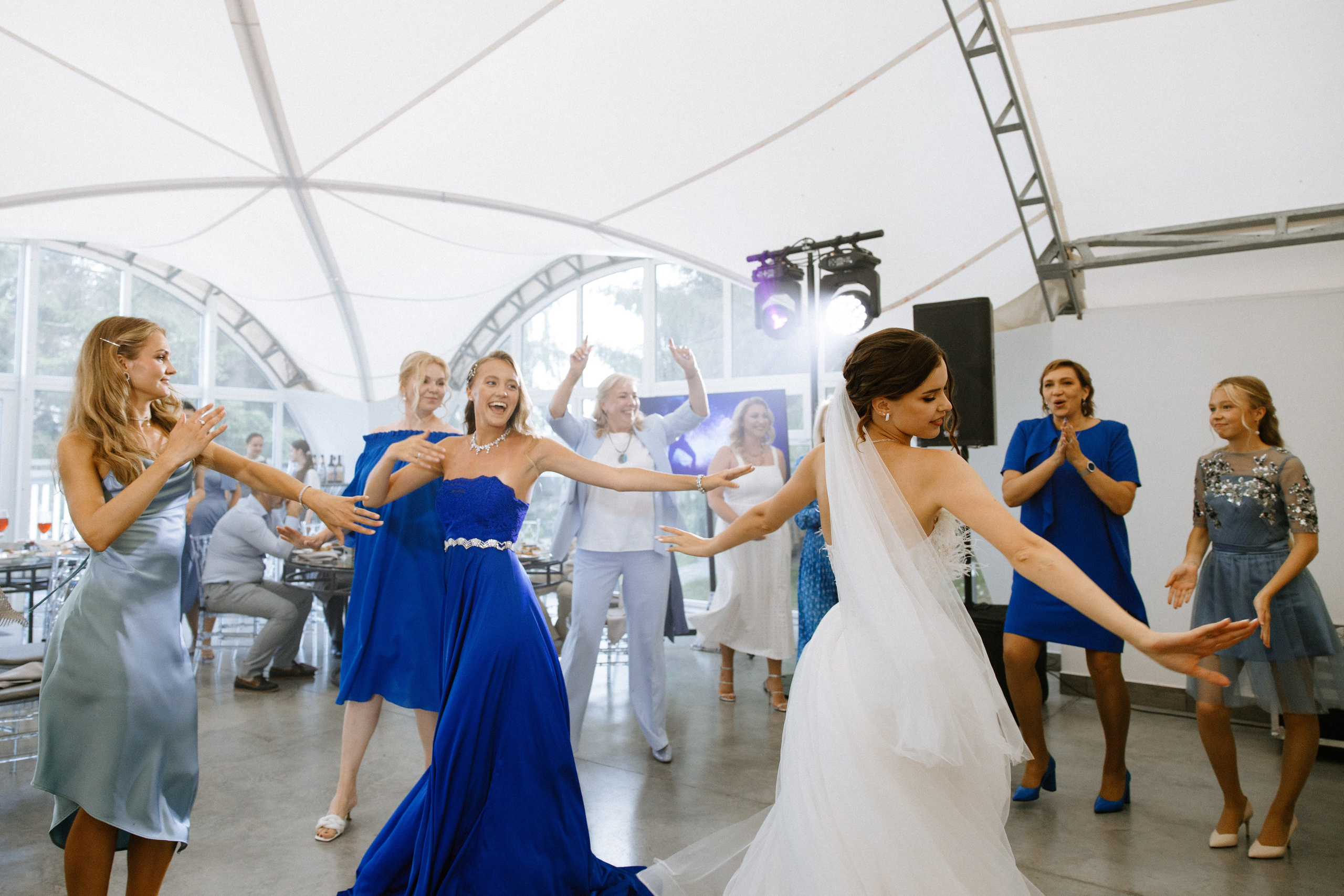 Влад и Арина. Hyatt- шатер Небо. Свадебный фотограф Балчугова Мария Екатеринбург