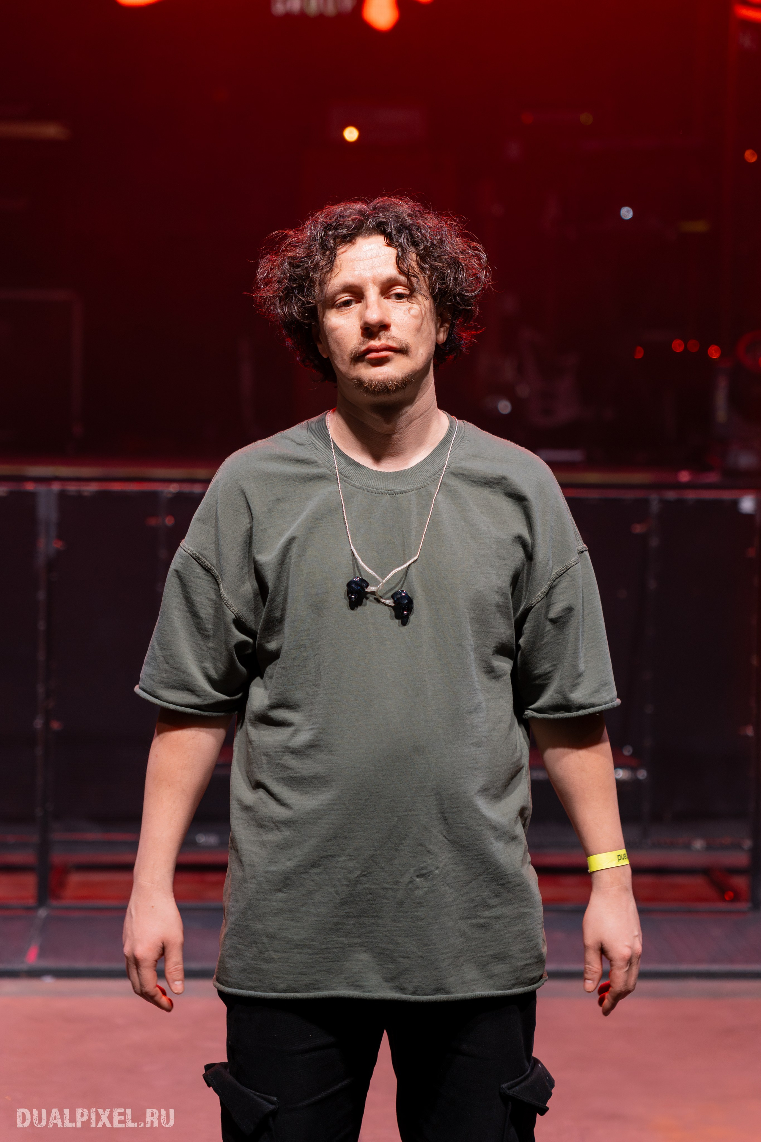 DenDerty концерт в Москве 30.03.2025. Магия музыки в кадре: Концертная Фотография