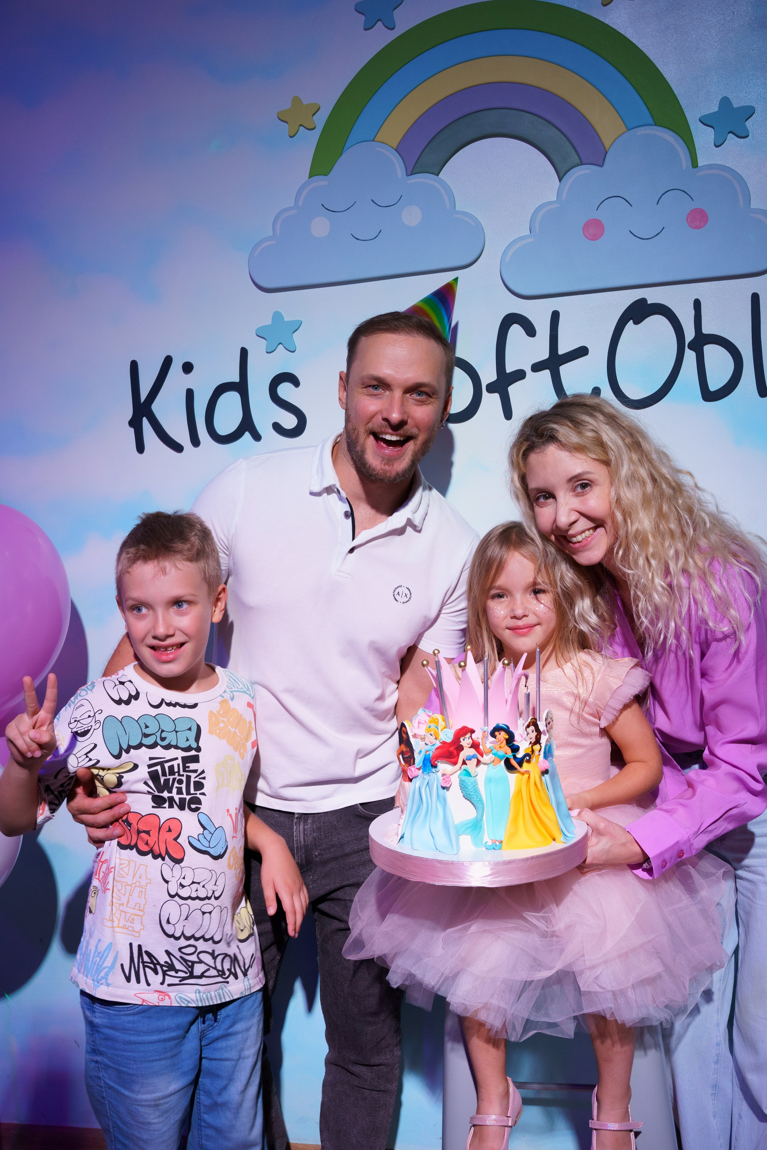 Репортажная съемка дня рождения в лофте. Фотограф Екатерина Канчалаба