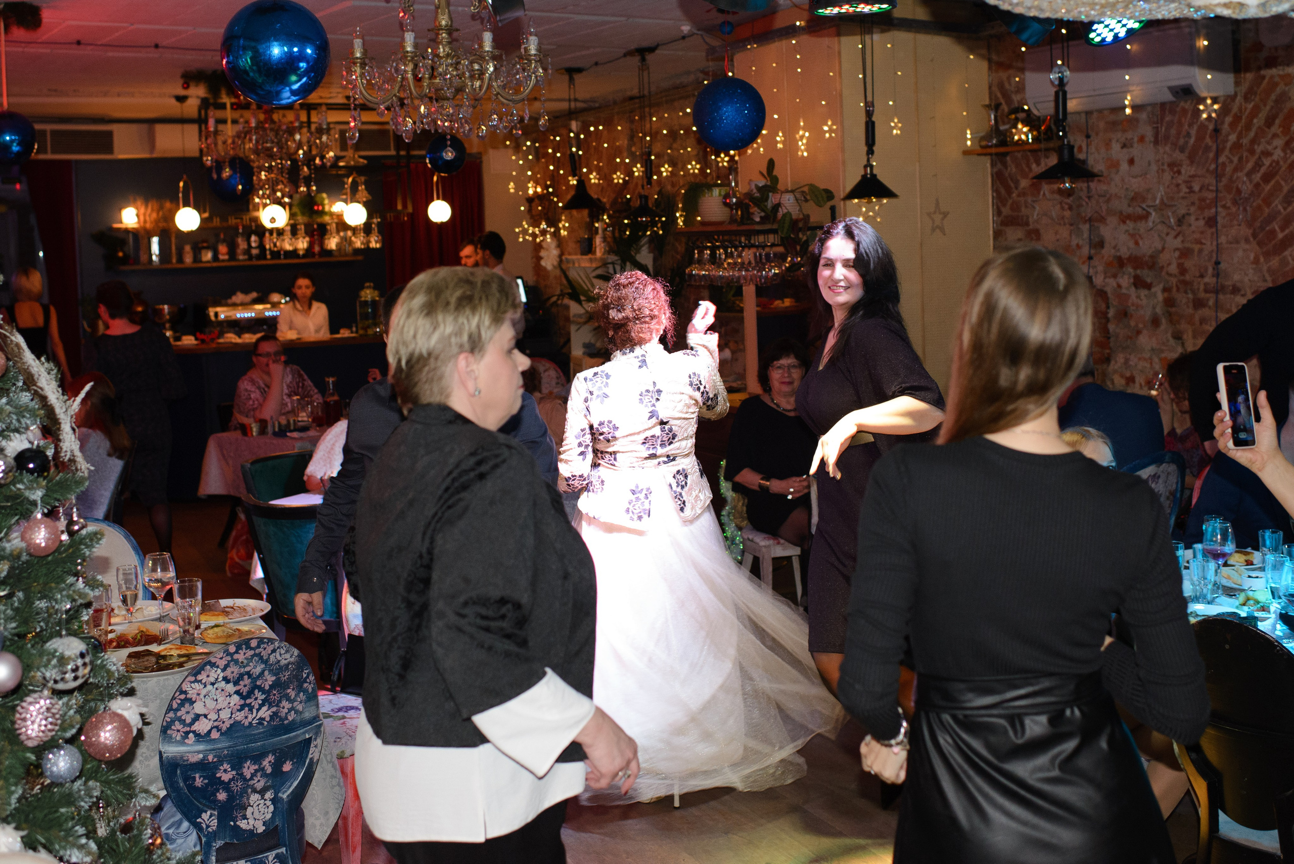 Фотосъёмка новогодней вечеринки. Организация и проведение фотосъемок в Санкт-Петербурге. Фотограф Смирягин Илья