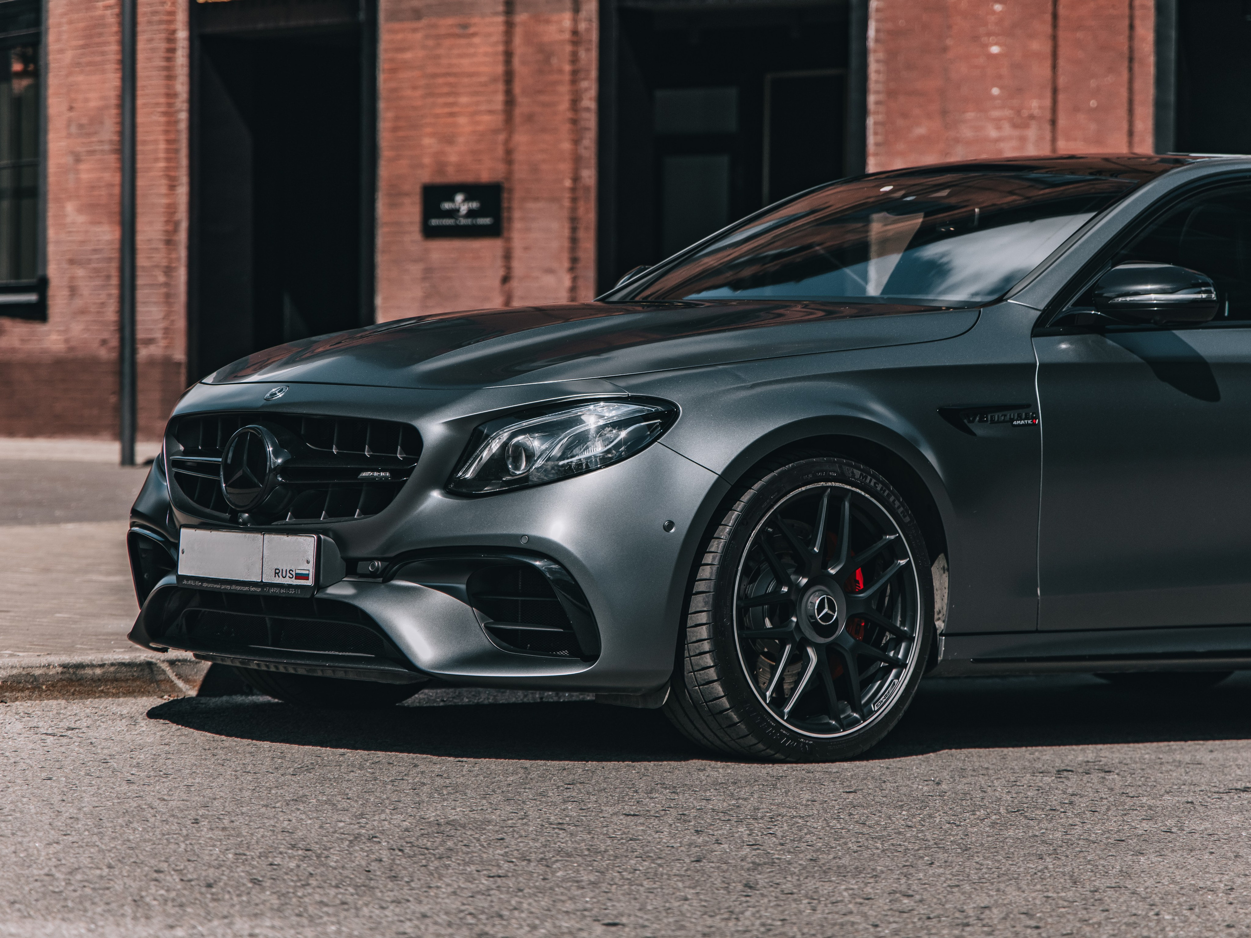Mercedes AMG E 63s. Продюсер Оператор Фотограф Москва | borisprophoto