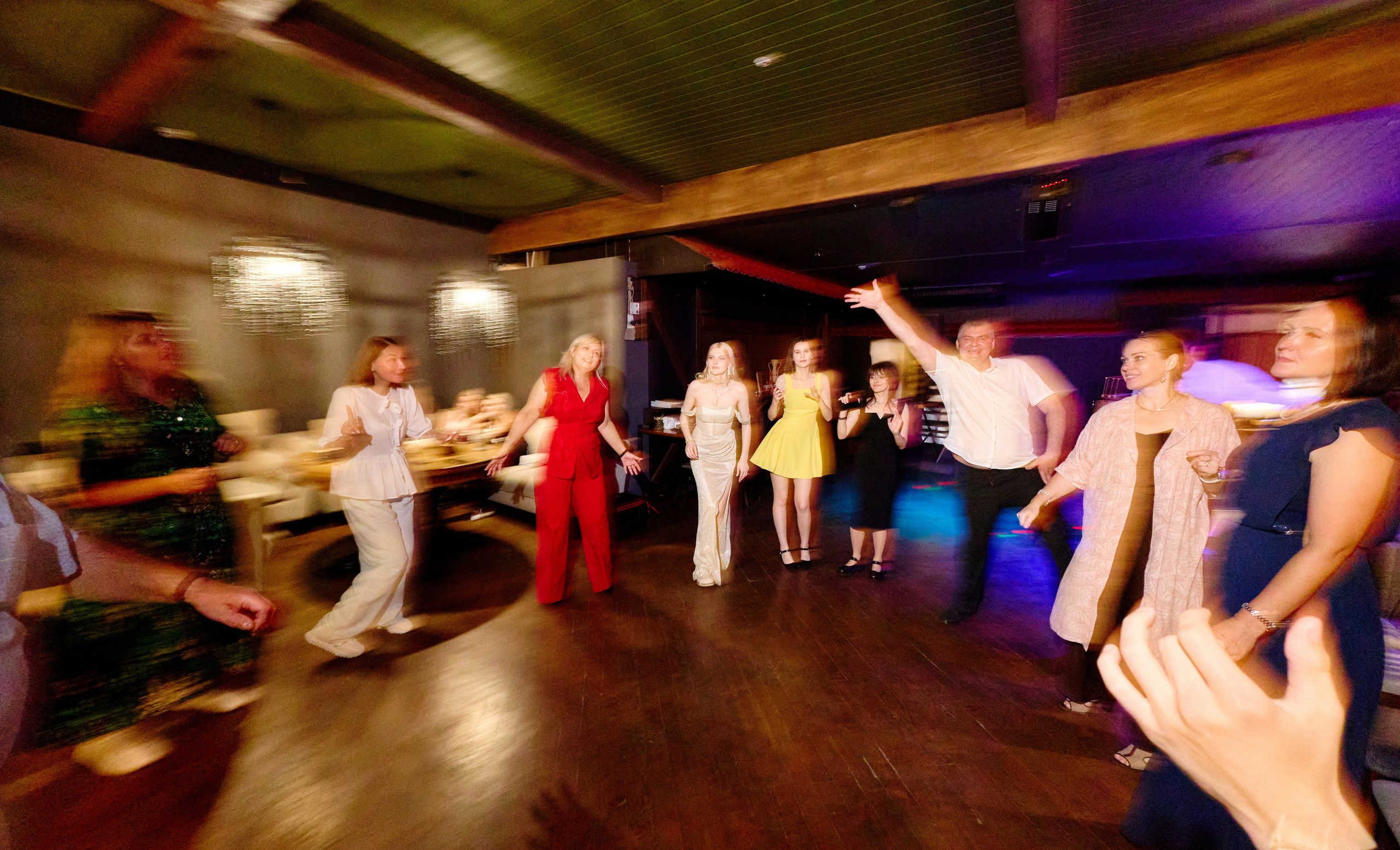 Выпускной 35 Сош. Фотограф Выпускные альбомы Таганрог Сергей Коробченко