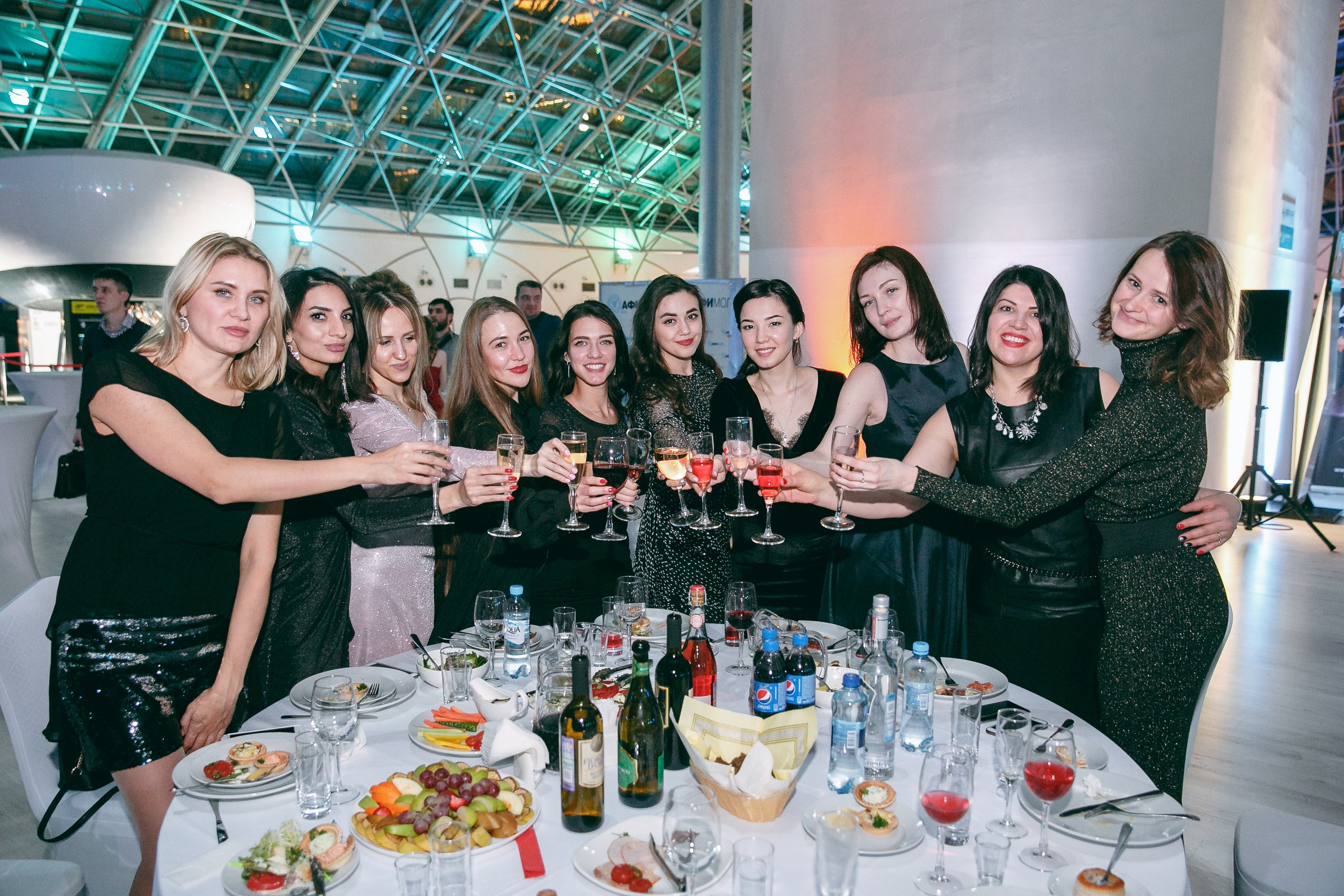 Корпоративы. Фотосъёмка, видеосъемка массовых мероприятий, reels