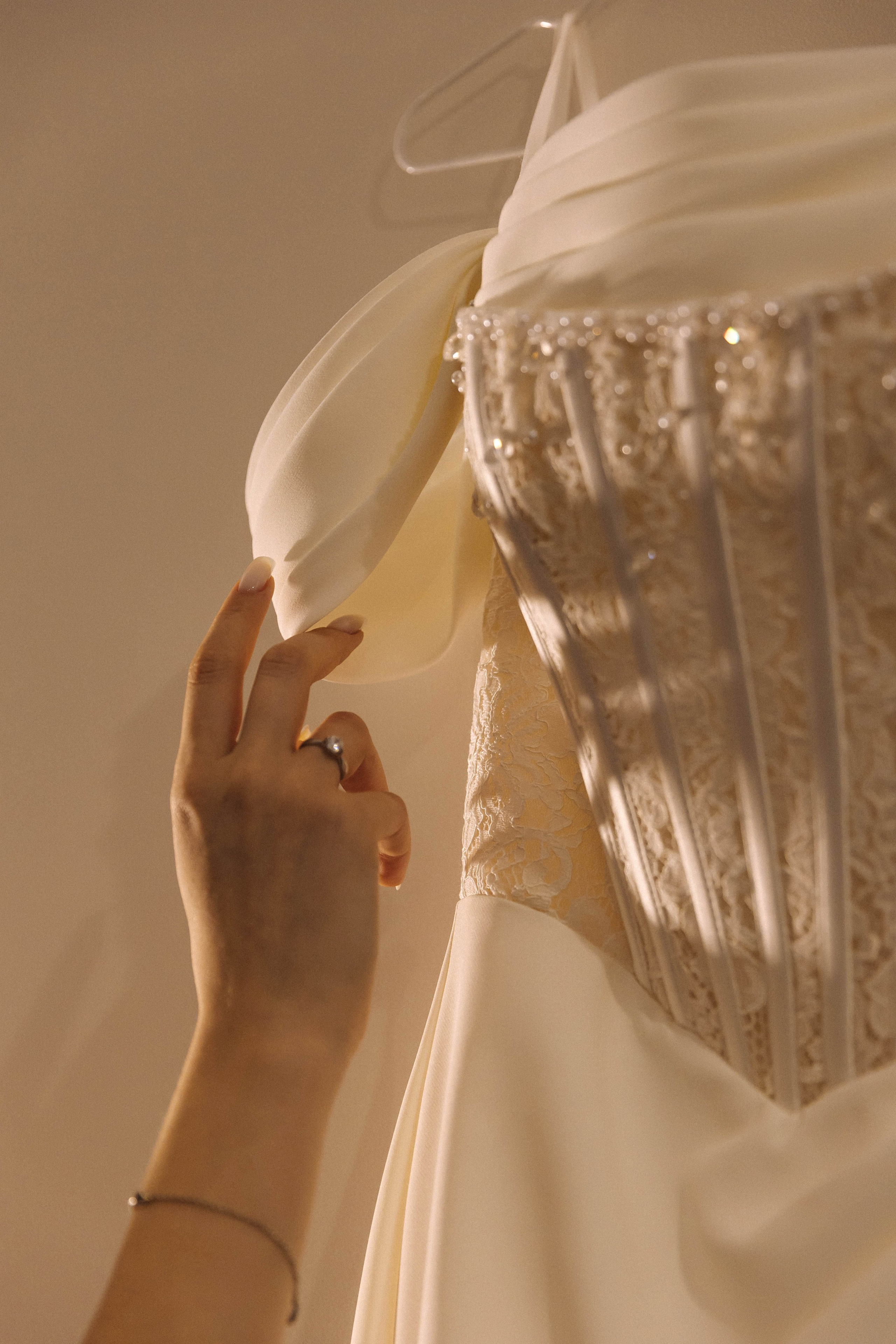 Самое сильное чувство. Э Т О М Ы